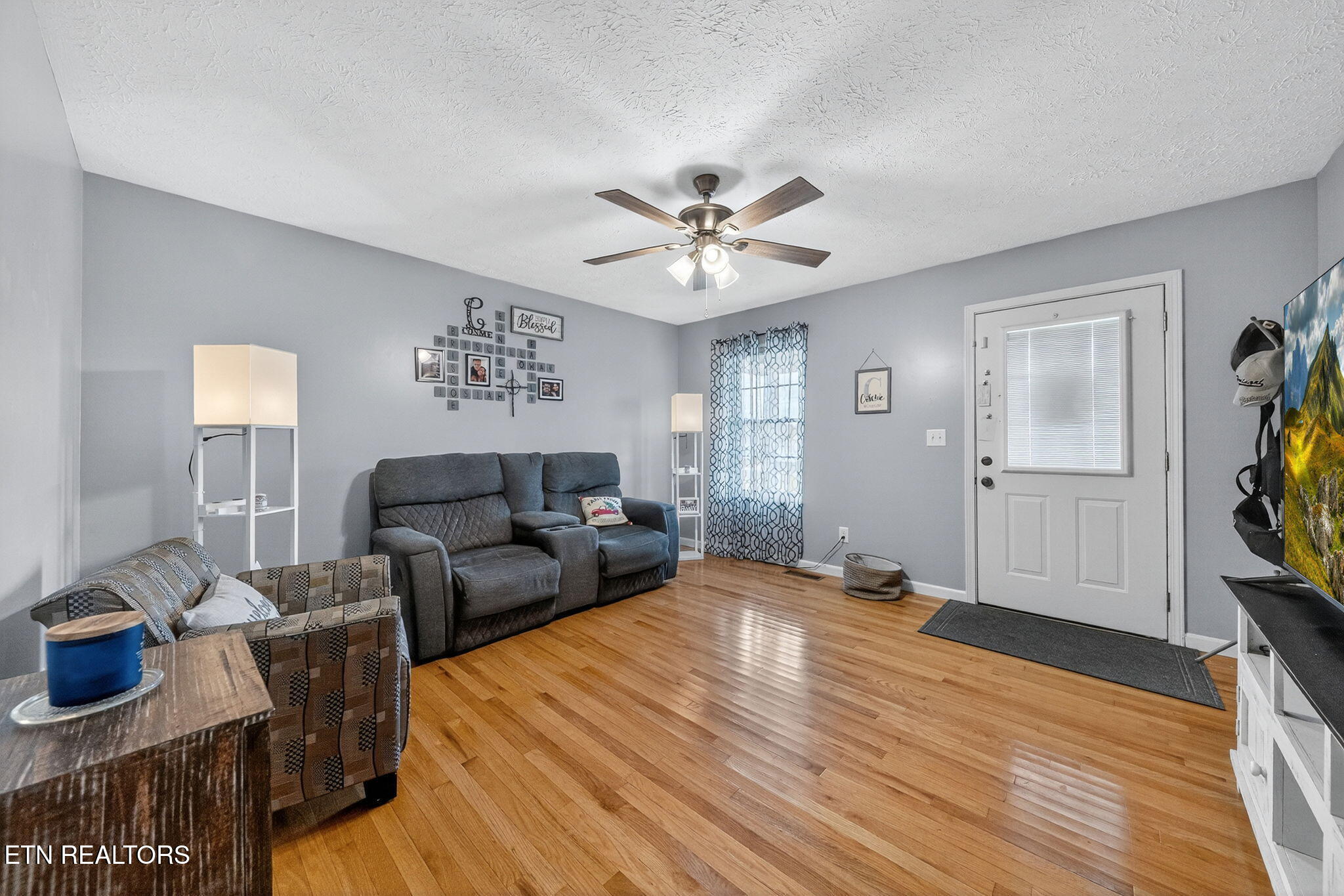 661 Ross Drive Dandridge TN 37725