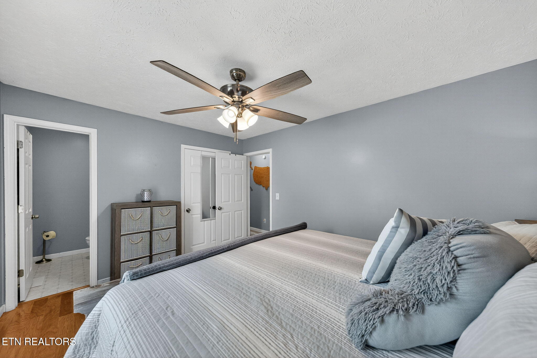 661 Ross Drive Dandridge TN 37725
