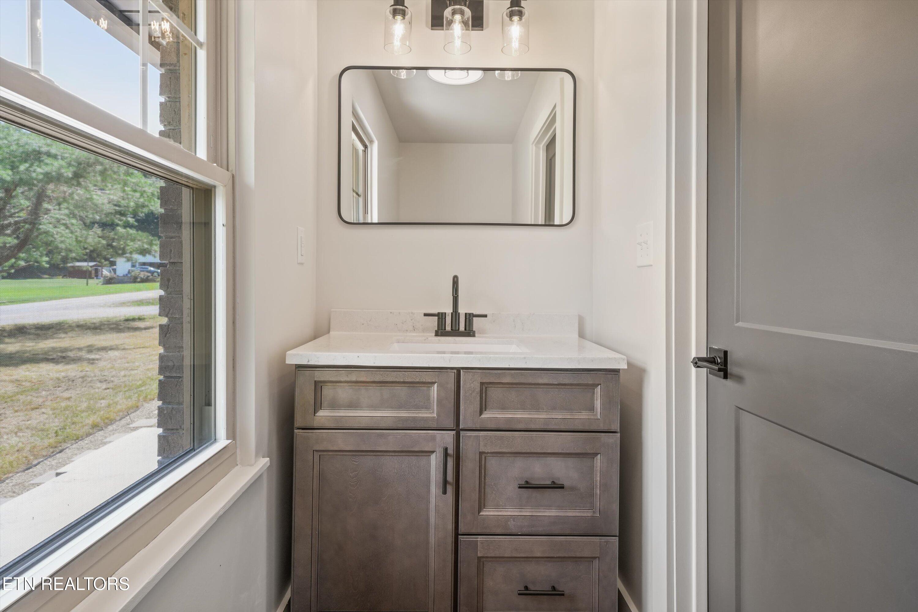 382 Tanasi Drive Newport TN 37821