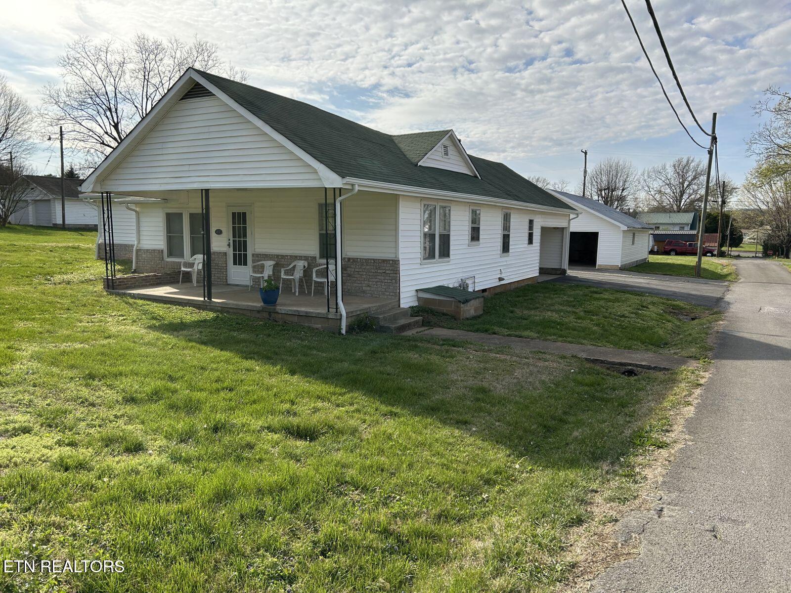 10 E Farrell Street Niota TN 37826
