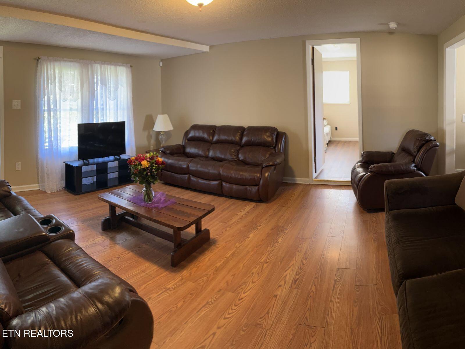 10 E Farrell Street Niota TN 37826
