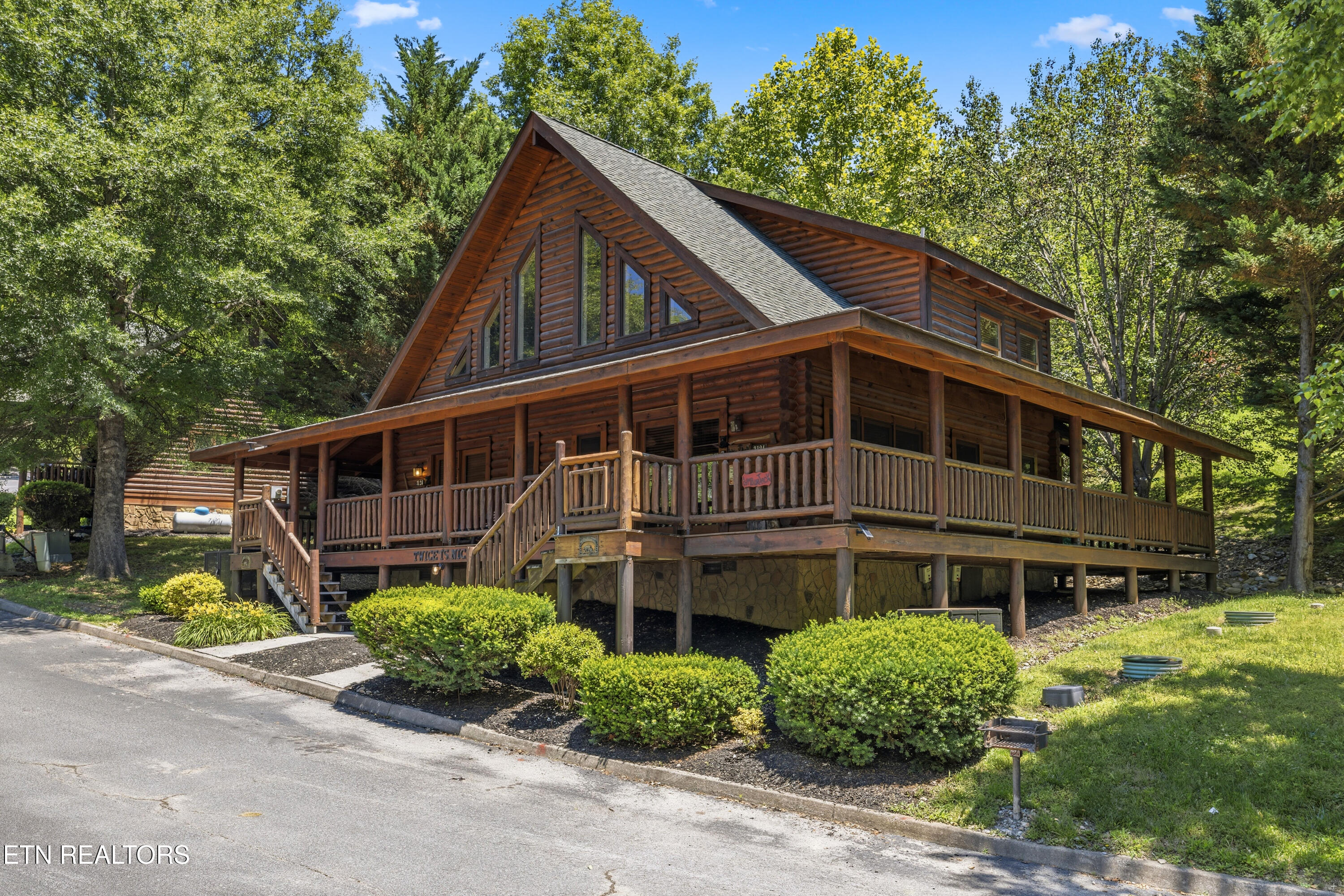 3124 Smoky Ridge Way Sevierville TN 37862