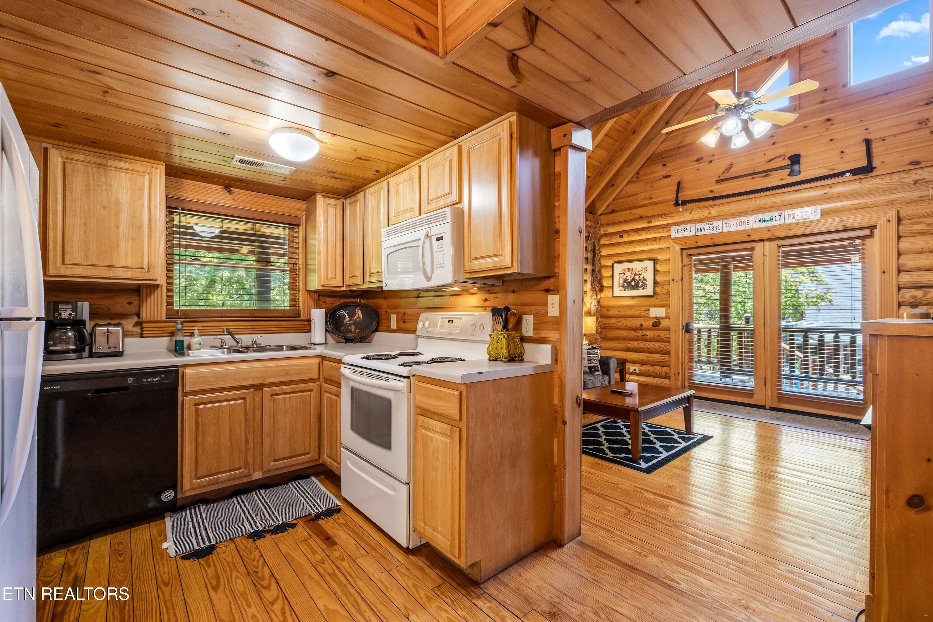 3124 Smoky Ridge Way Sevierville TN 37862