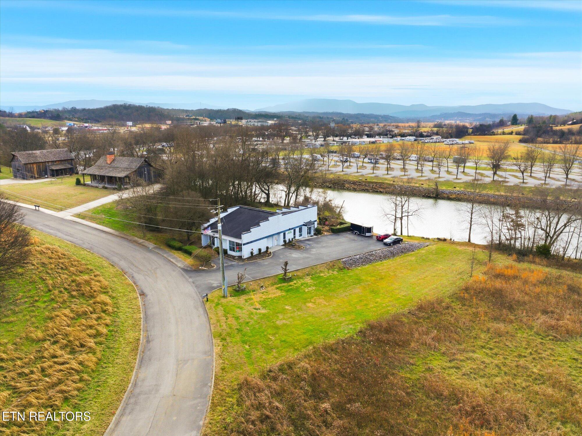 Sevierville TN 37876
