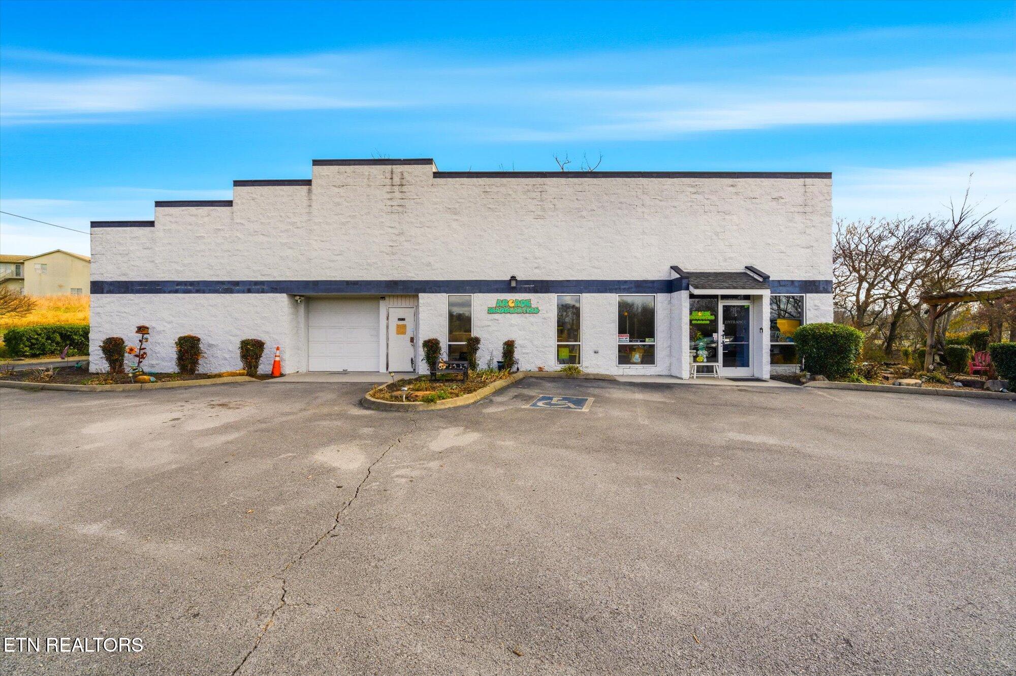Sevierville TN 37876
