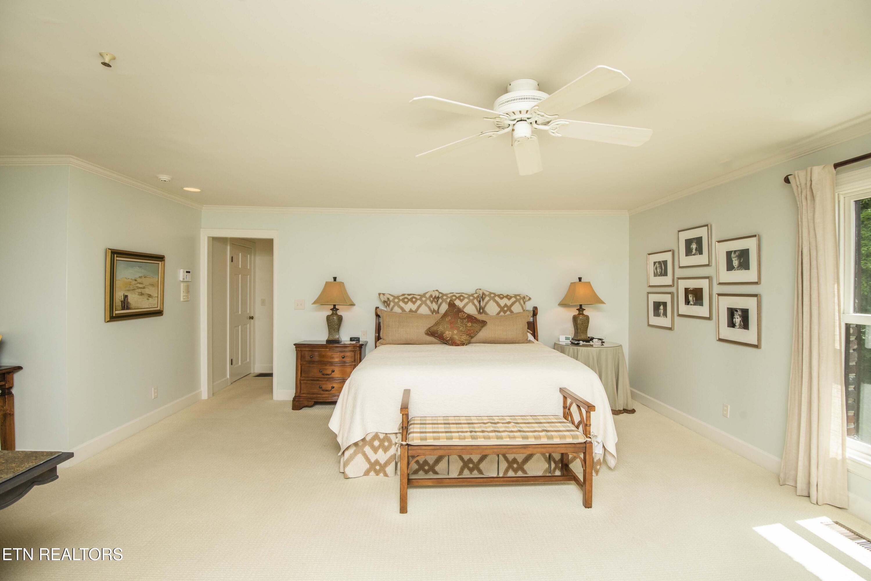 902 Twin Cove Circle Lenoir City TN 37772