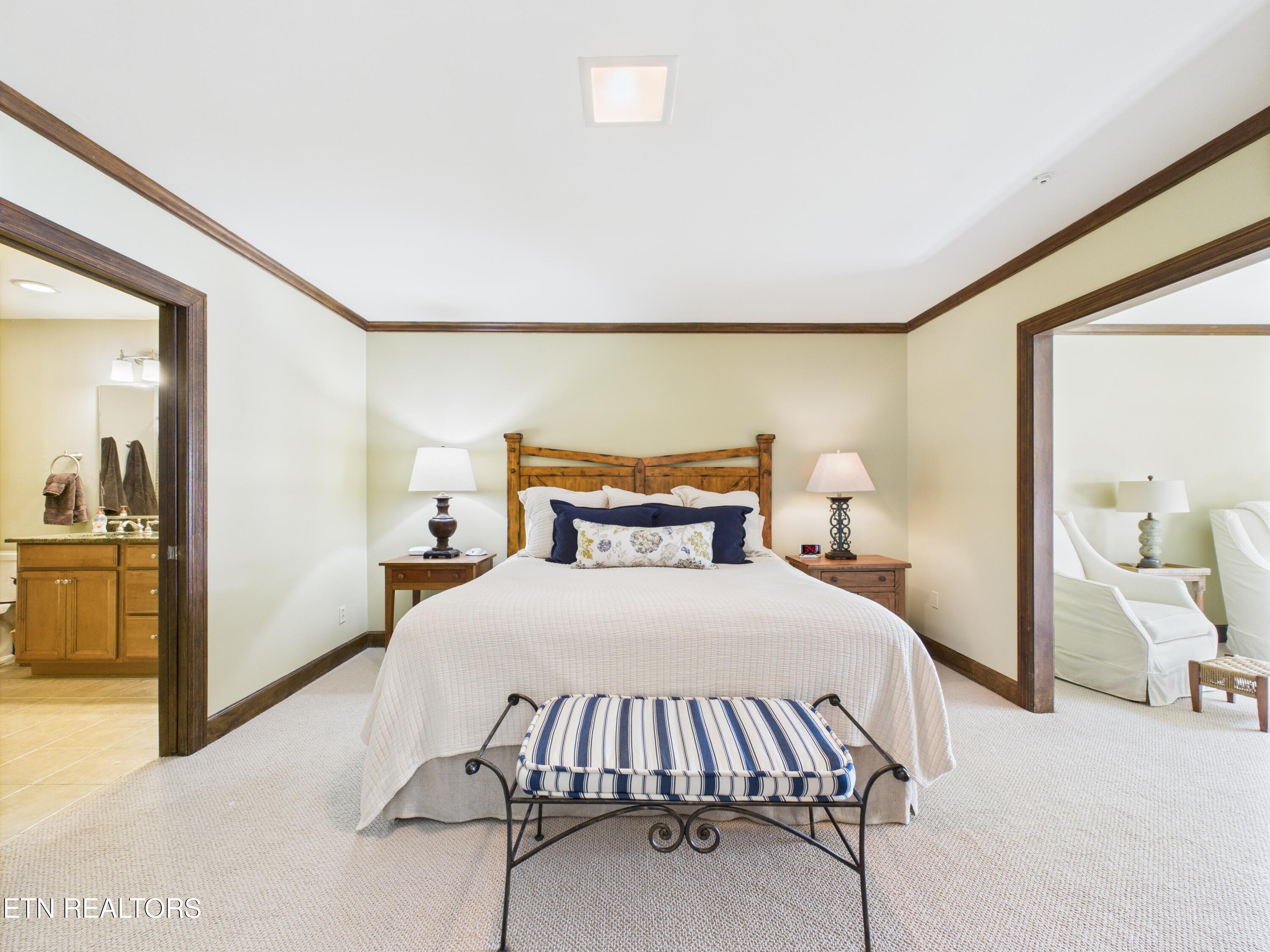 902 Twin Cove Circle Lenoir City TN 37772
