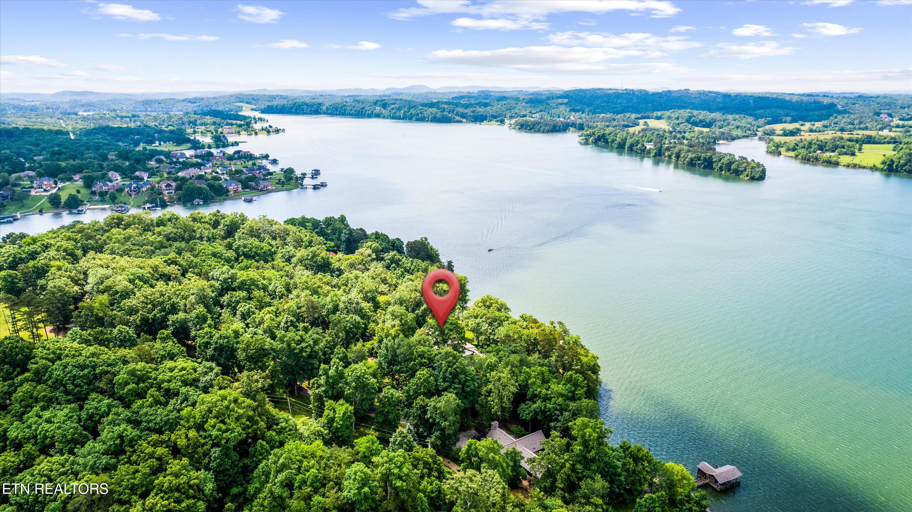 902 Twin Cove Circle Lenoir City TN 37772