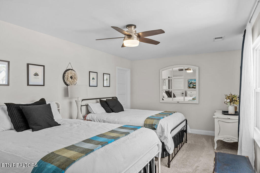 2709 Green Ash Lane Knoxville TN 37932