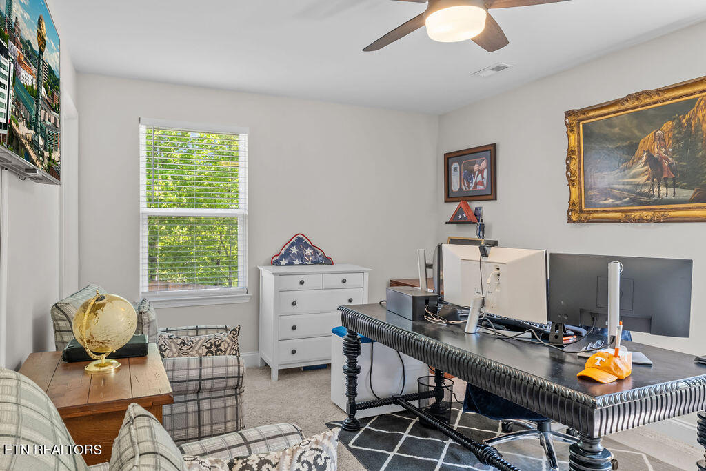 2709 Green Ash Lane Knoxville TN 37932