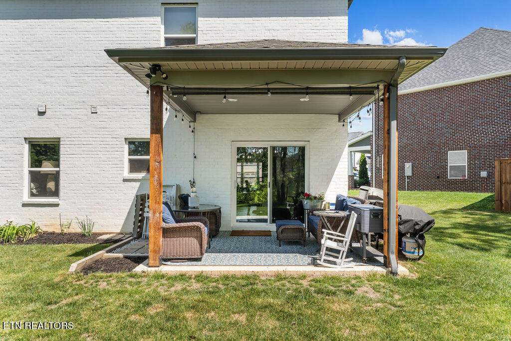 2709 Green Ash Lane Knoxville TN 37932