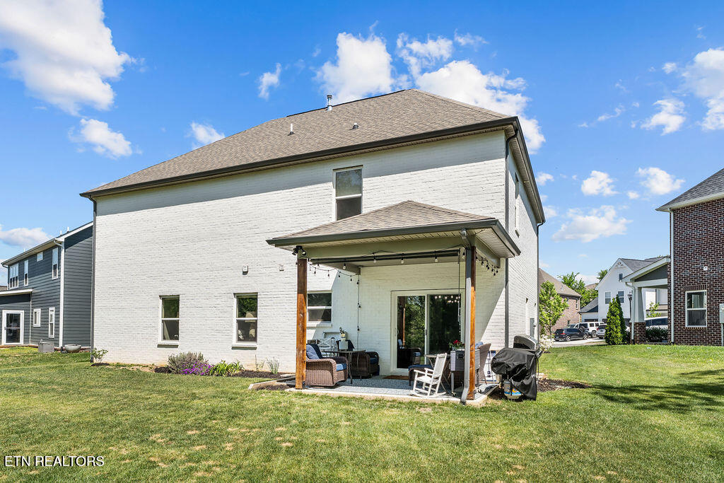 2709 Green Ash Lane Knoxville TN 37932