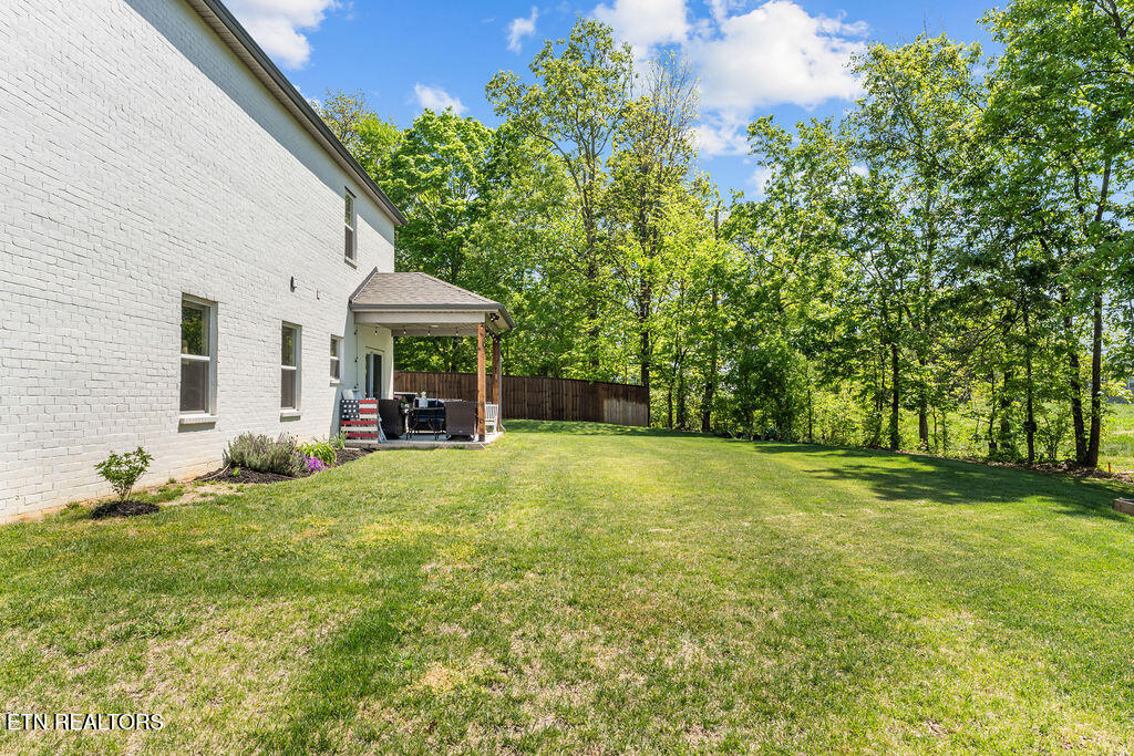 2709 Green Ash Lane Knoxville TN 37932