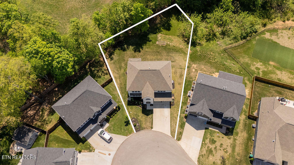 2709 Green Ash Lane Knoxville TN 37932