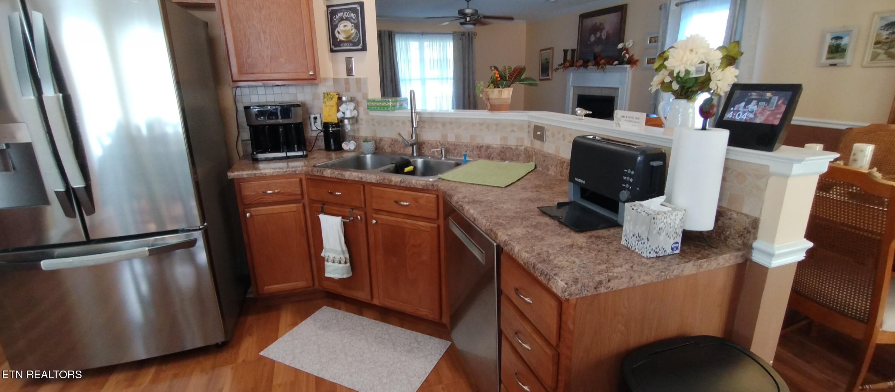 632 Sharp Drive Lenoir City TN 37771