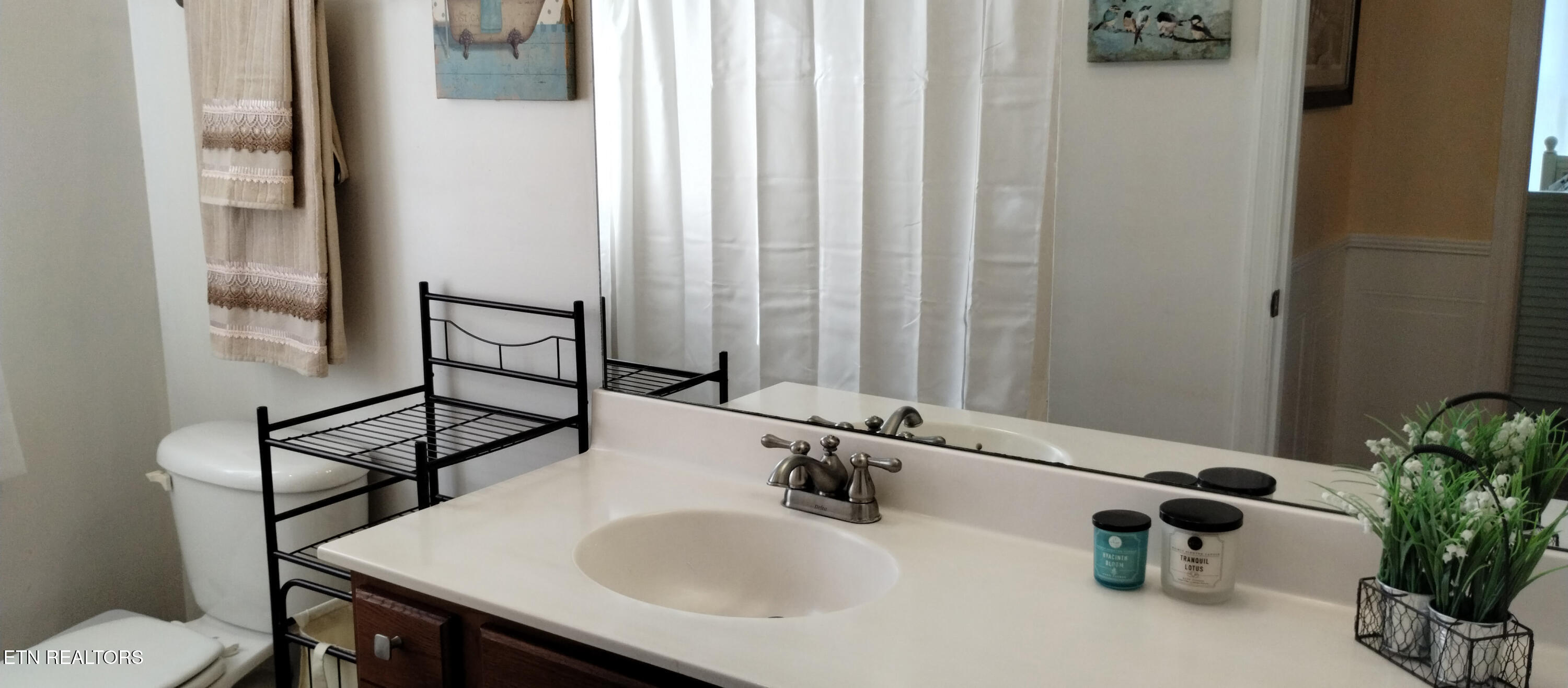 632 Sharp Drive Lenoir City TN 37771