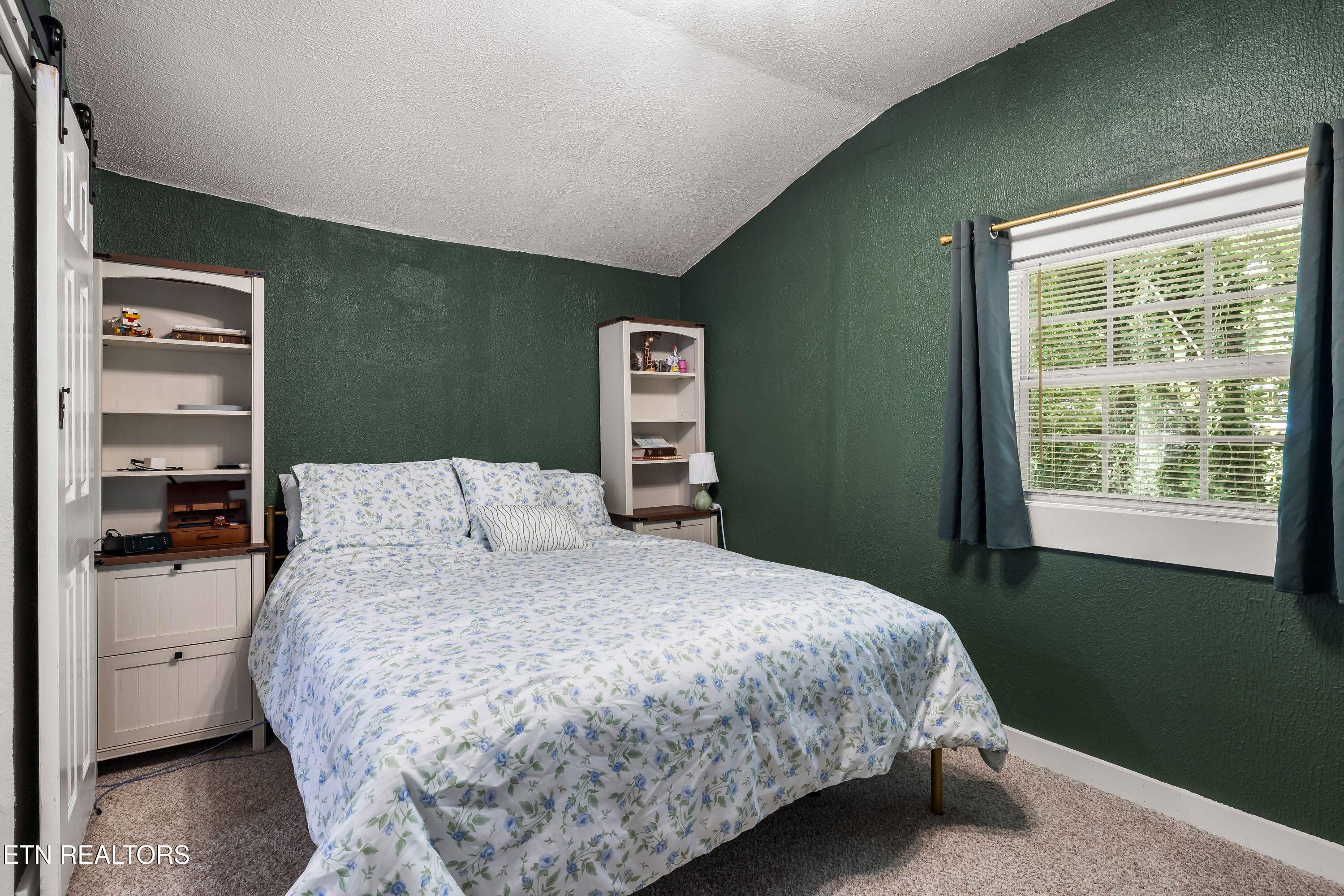 2544 Mentor Road Louisville TN 37777
