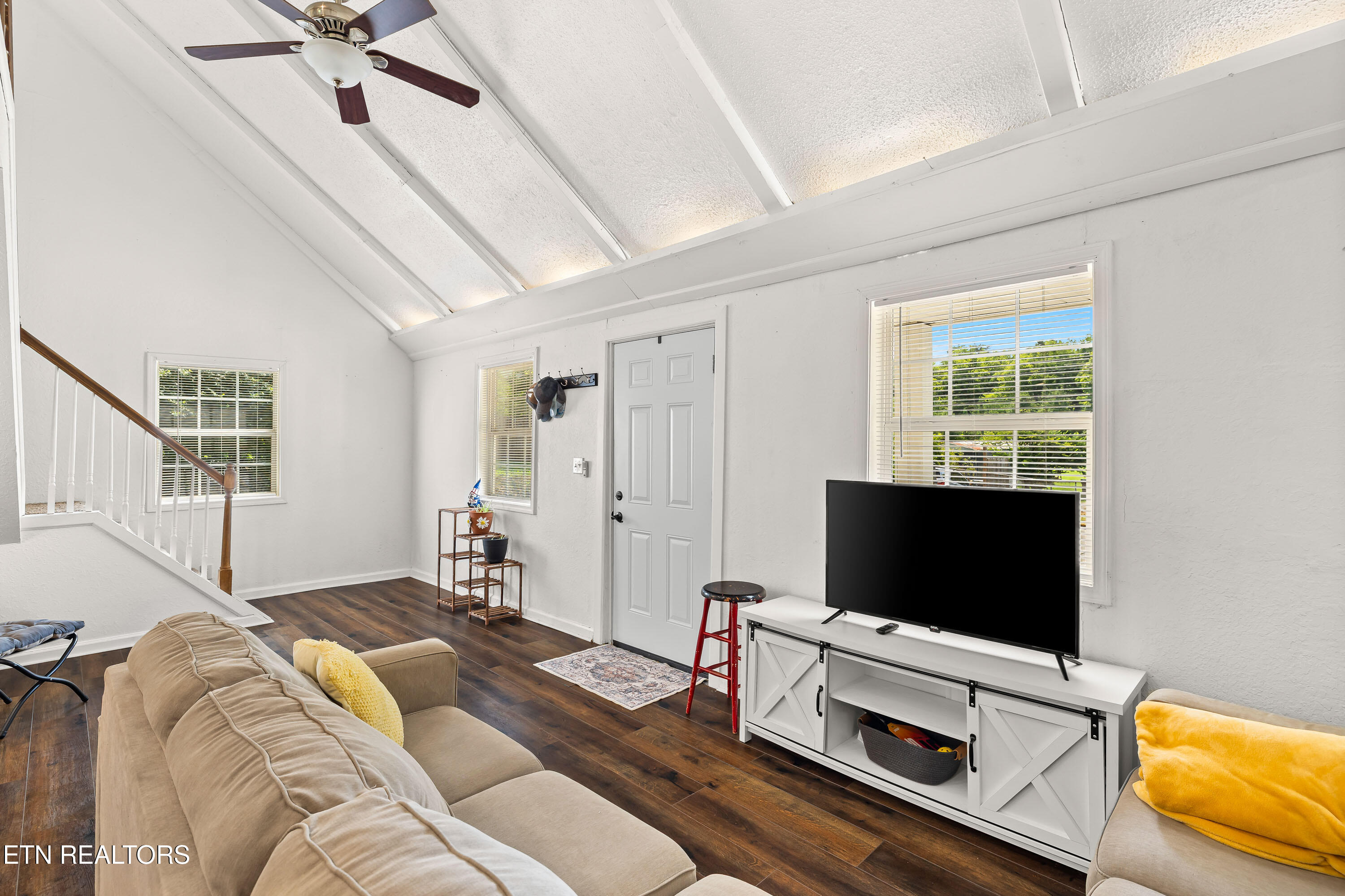 2544 Mentor Road Louisville TN 37777