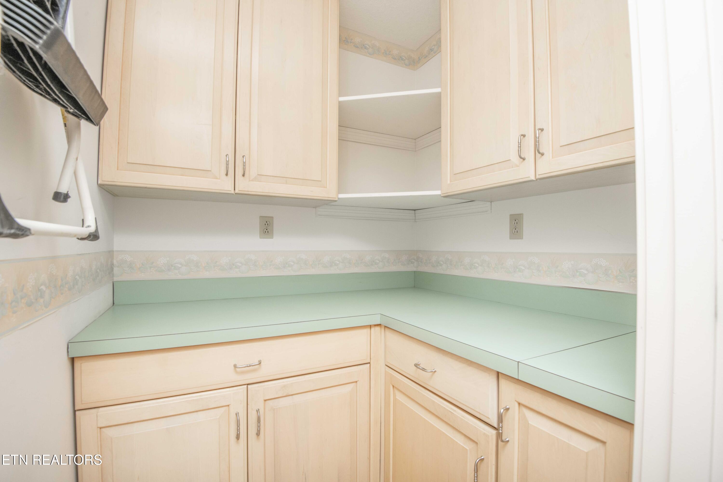 4554 Gravelly Hills Road Louisville TN 37777