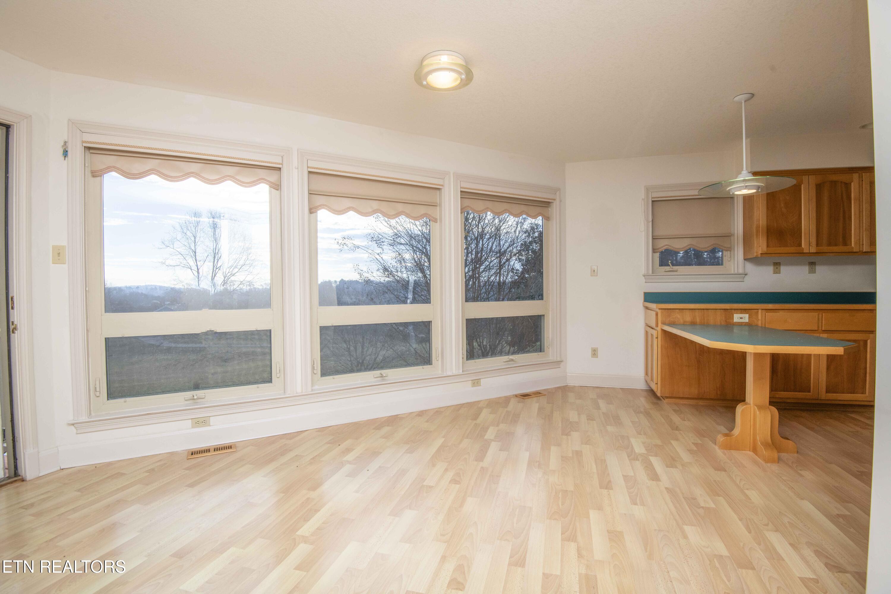 4554 Gravelly Hills Road Louisville TN 37777