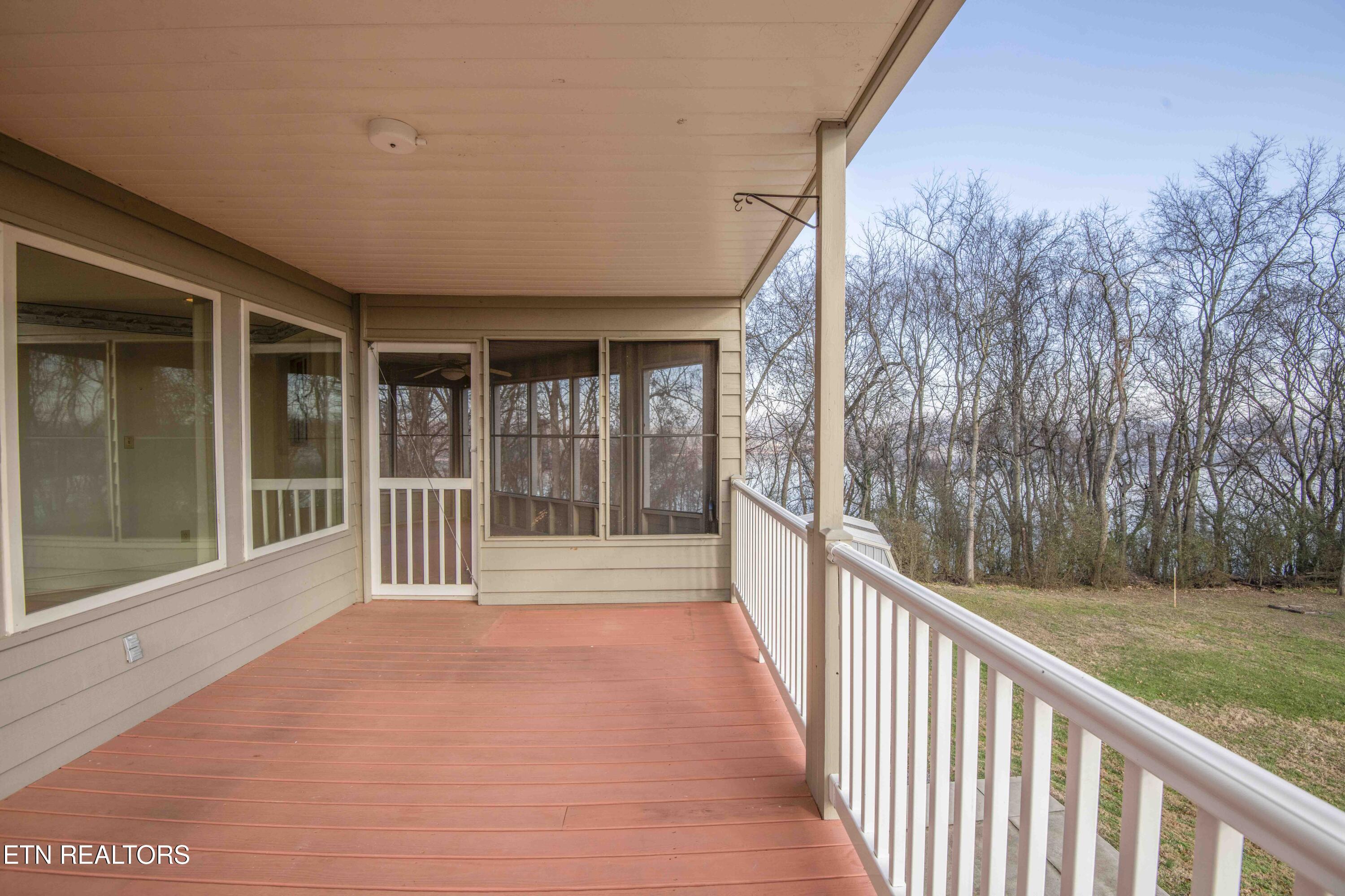 4554 Gravelly Hills Road Louisville TN 37777