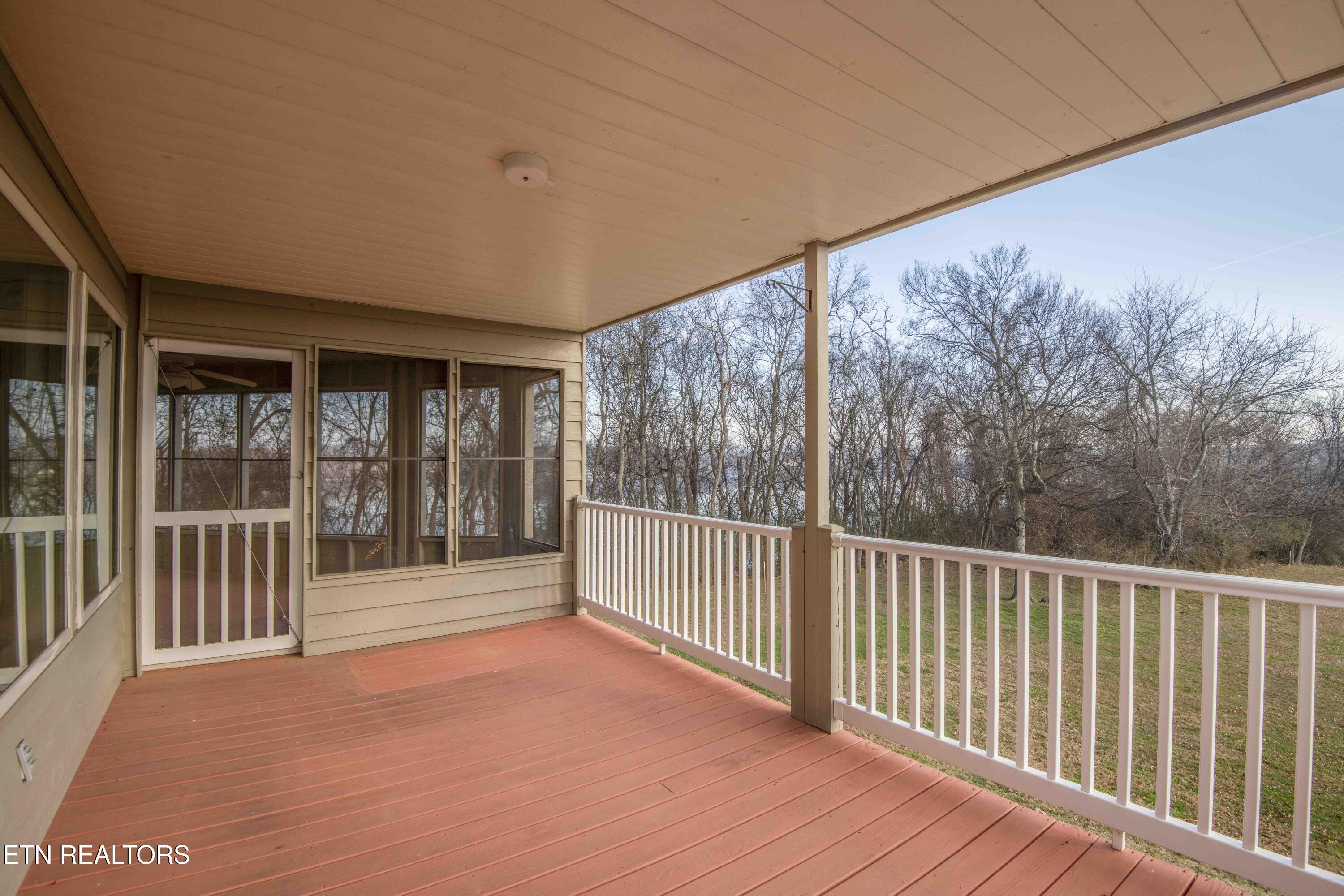 4554 Gravelly Hills Road Louisville TN 37777