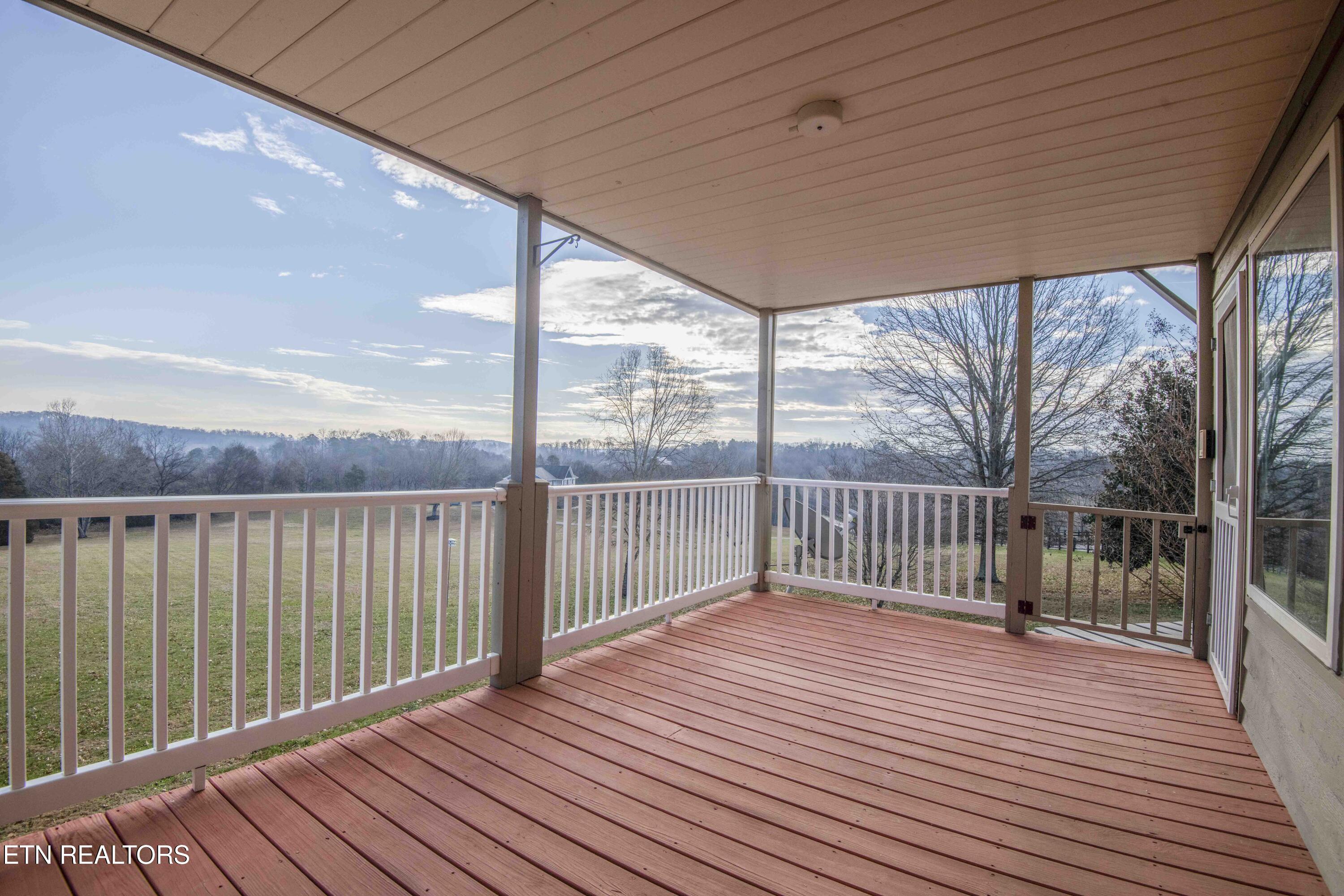 4554 Gravelly Hills Road Louisville TN 37777