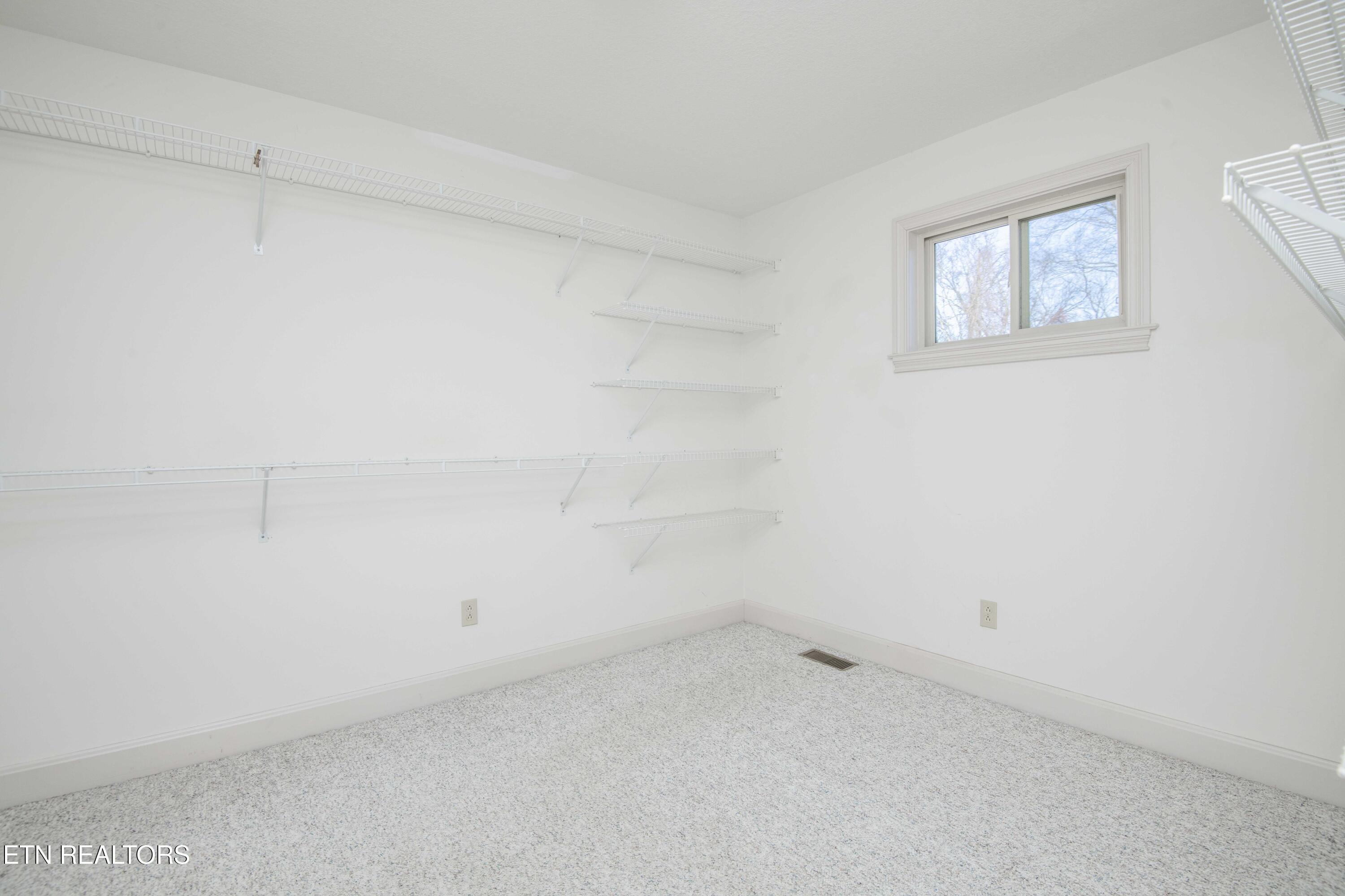 4554 Gravelly Hills Road Louisville TN 37777