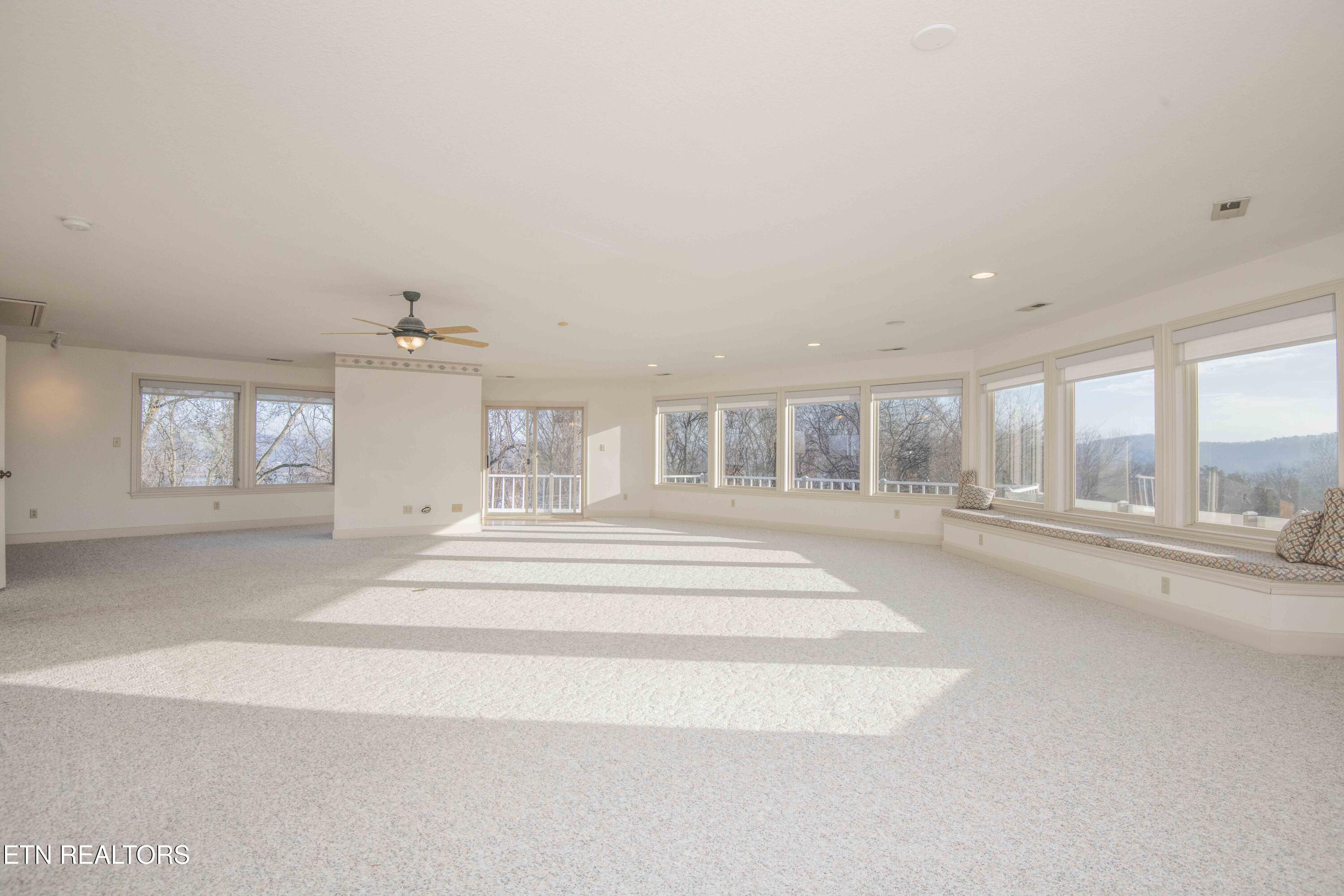 4554 Gravelly Hills Road Louisville TN 37777