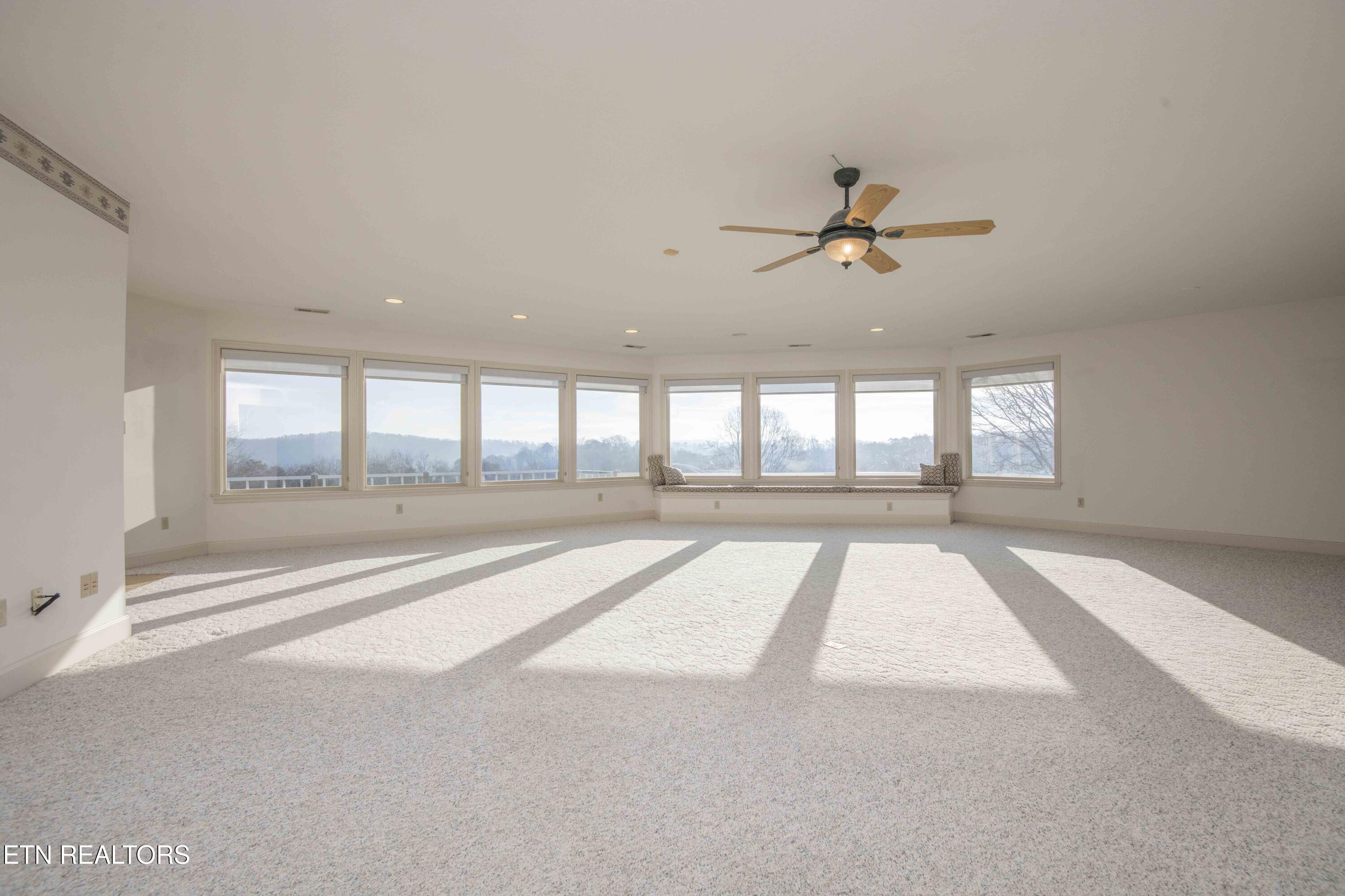 4554 Gravelly Hills Road Louisville TN 37777