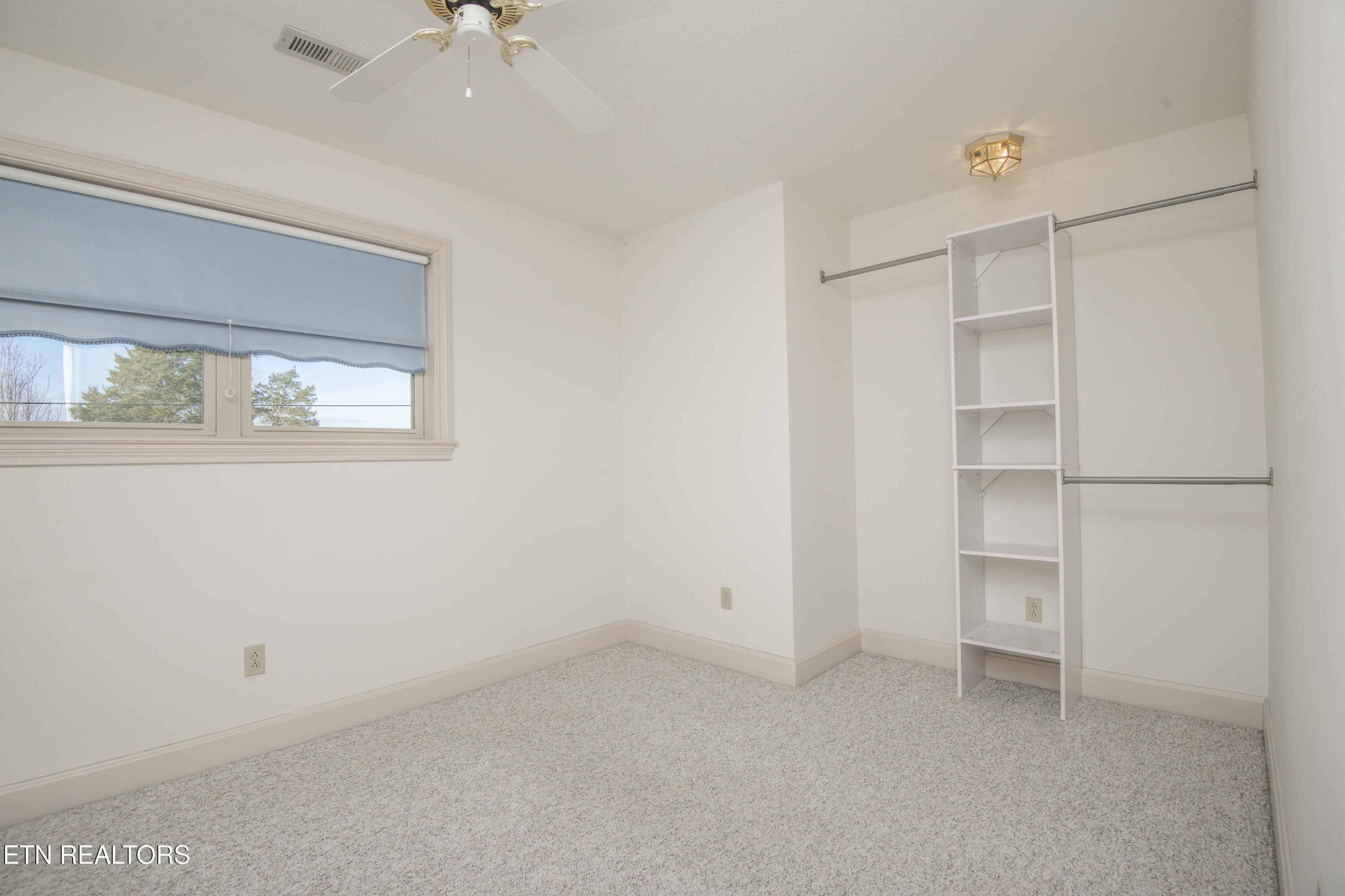 4554 Gravelly Hills Road Louisville TN 37777