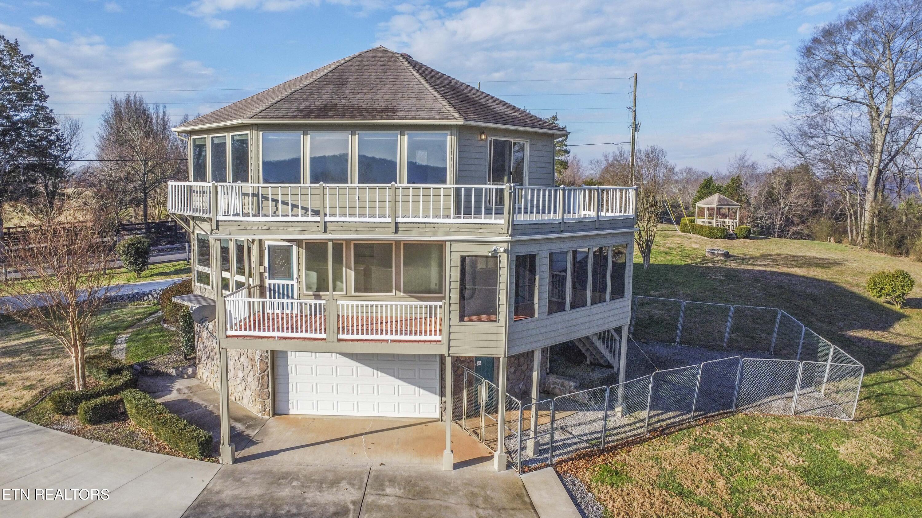 4554 Gravelly Hills Road Louisville TN 37777