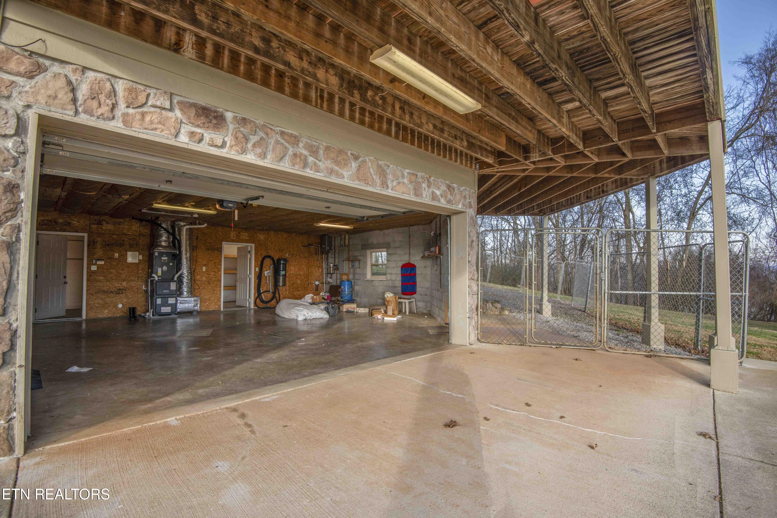 4554 Gravelly Hills Road Louisville TN 37777