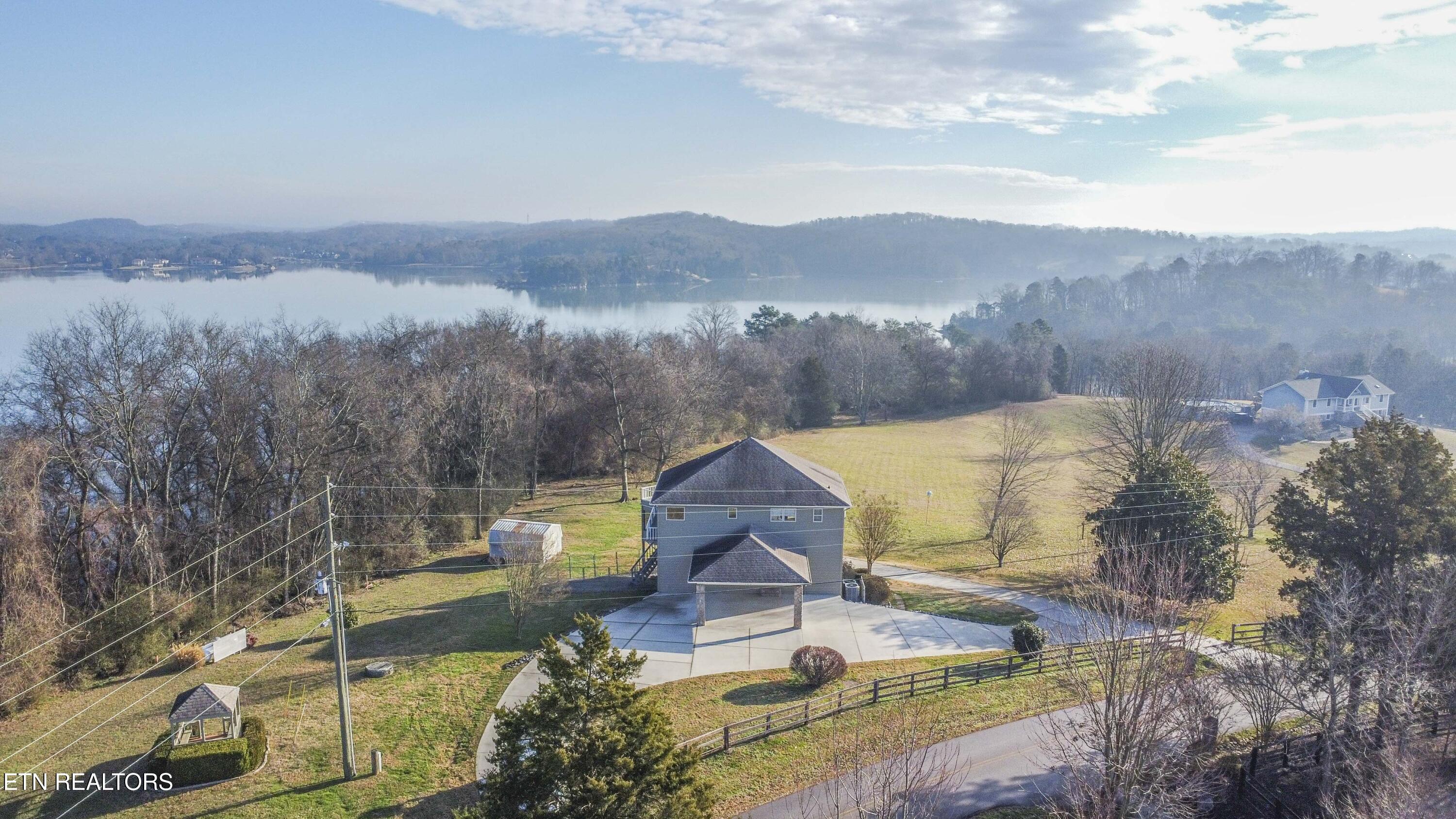 4554 Gravelly Hills Road Louisville TN 37777