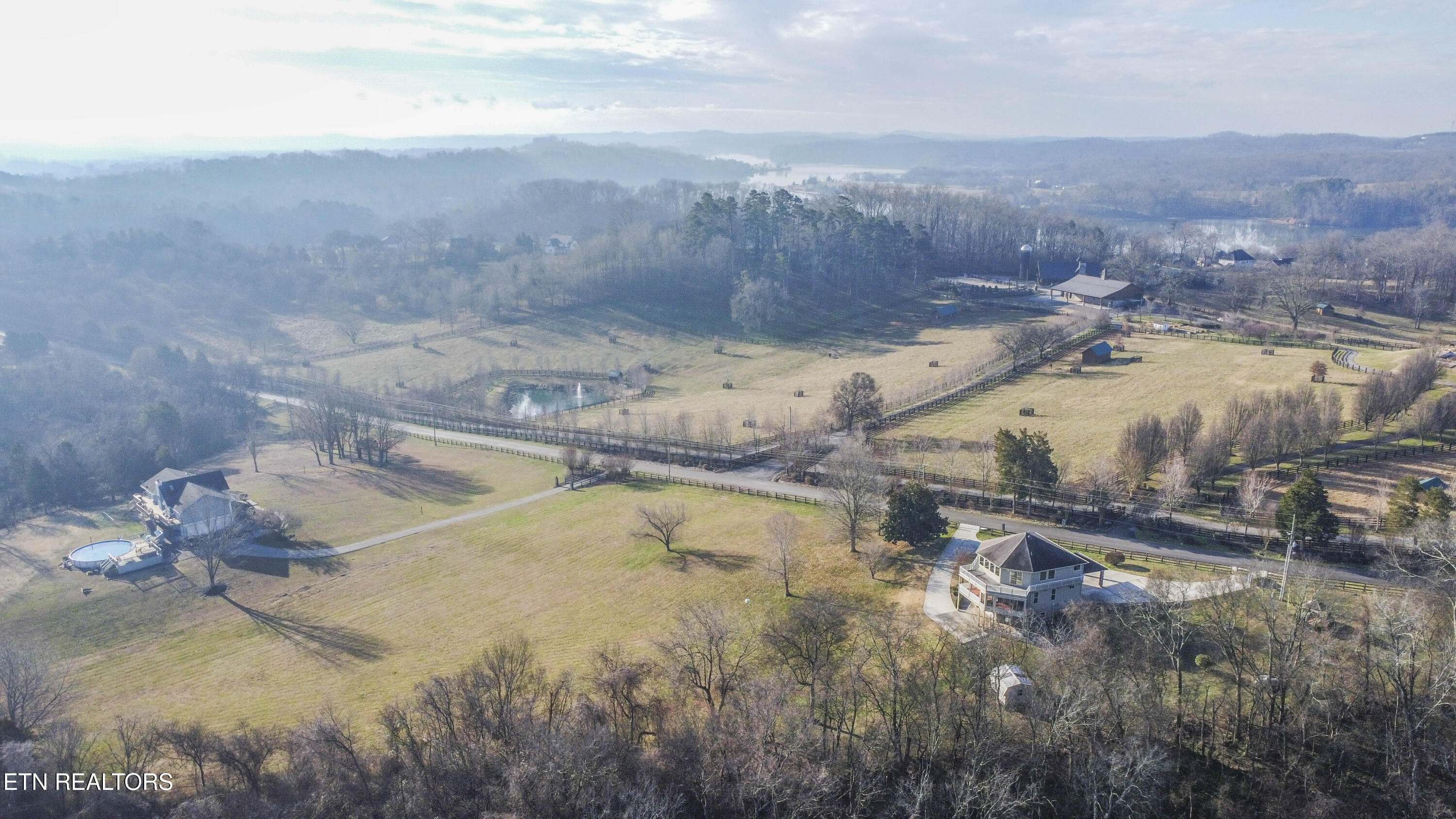 4554 Gravelly Hills Road Louisville TN 37777