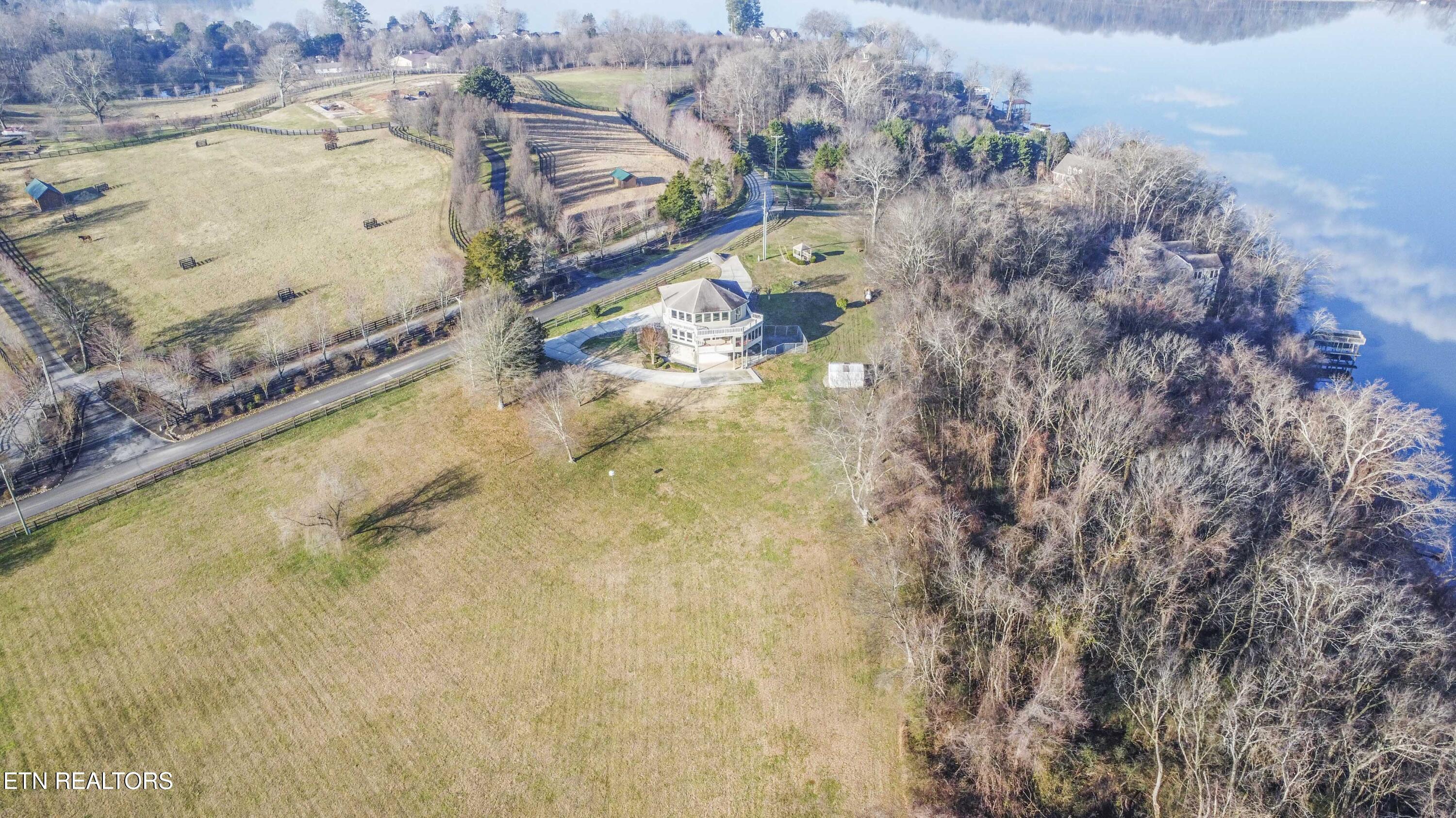 4554 Gravelly Hills Road Louisville TN 37777