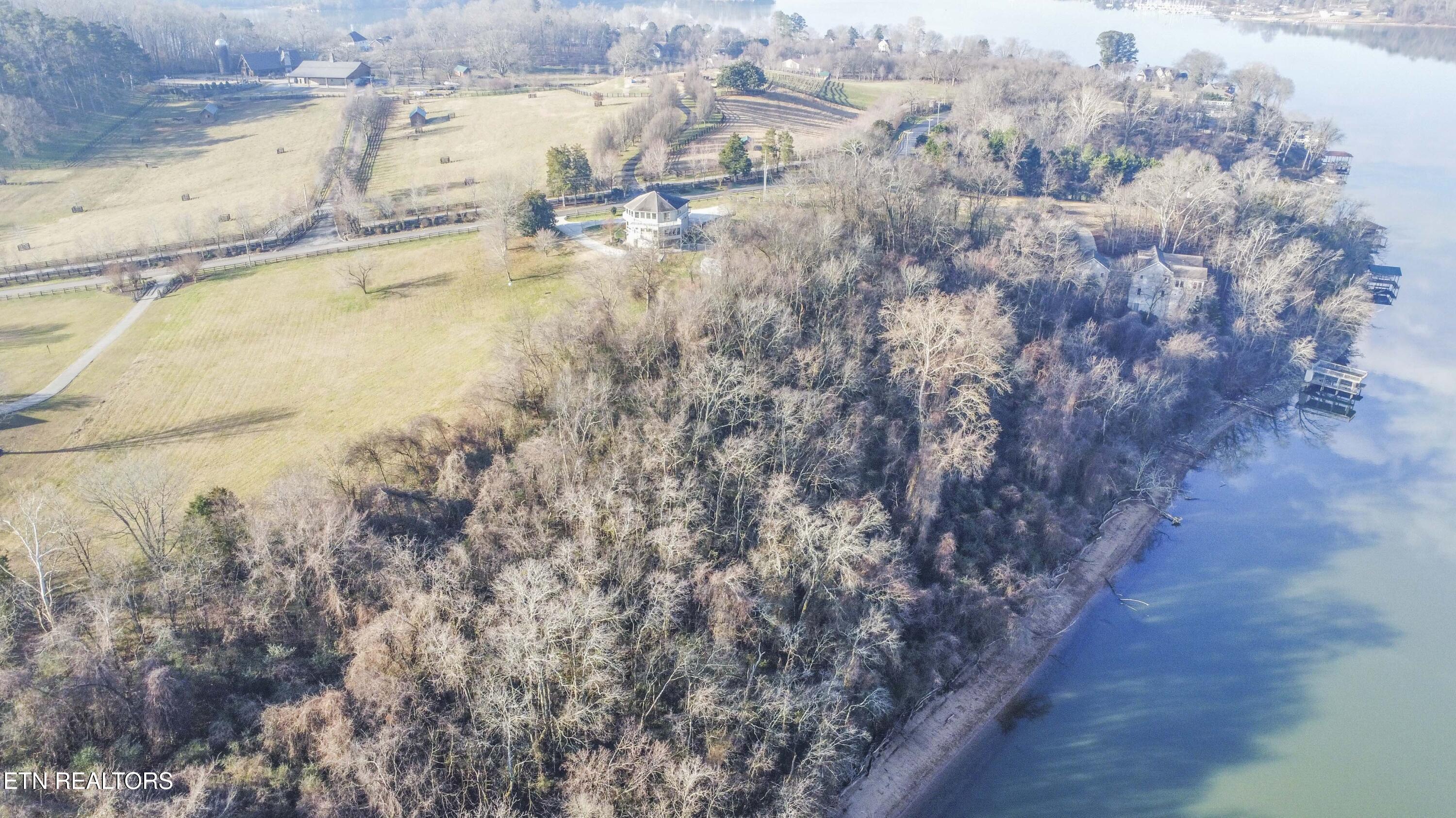 4554 Gravelly Hills Road Louisville TN 37777