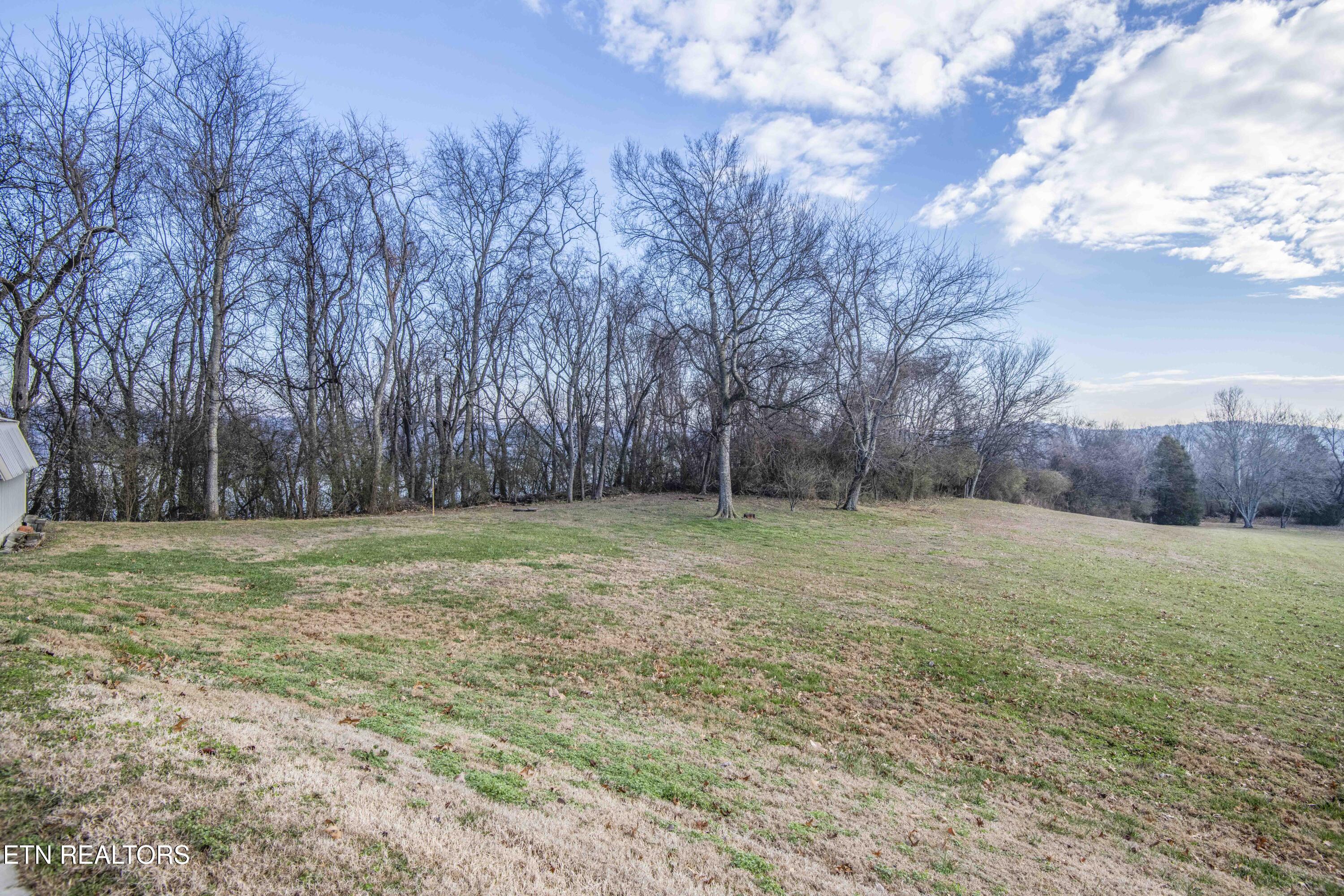 4554 Gravelly Hills Road Louisville TN 37777