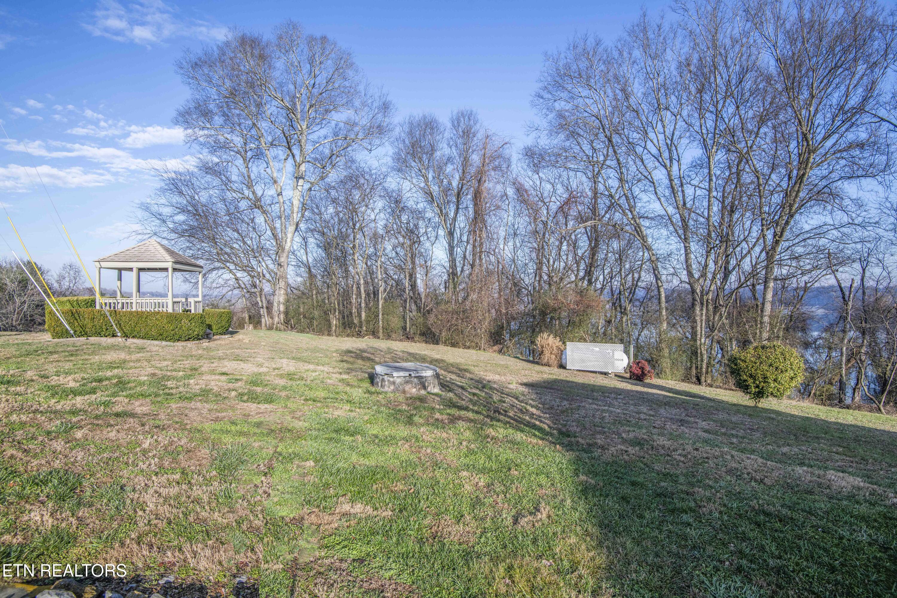 4554 Gravelly Hills Road Louisville TN 37777