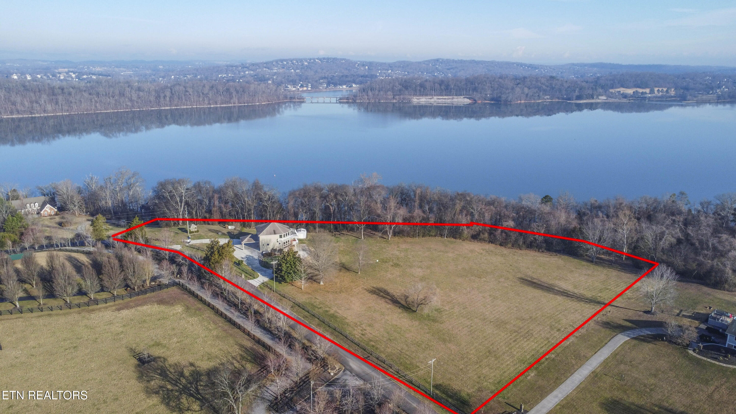 4554 Gravelly Hills Road Louisville TN 37777