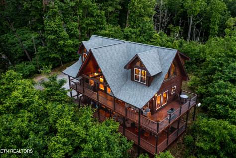 1219 Hemlock Drive Gatlinburg TN 37738