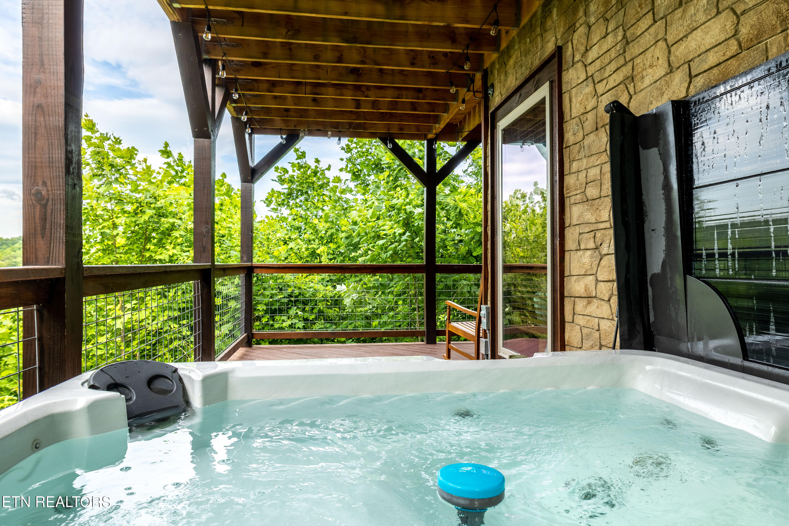 1219 Hemlock Drive Gatlinburg TN 37738