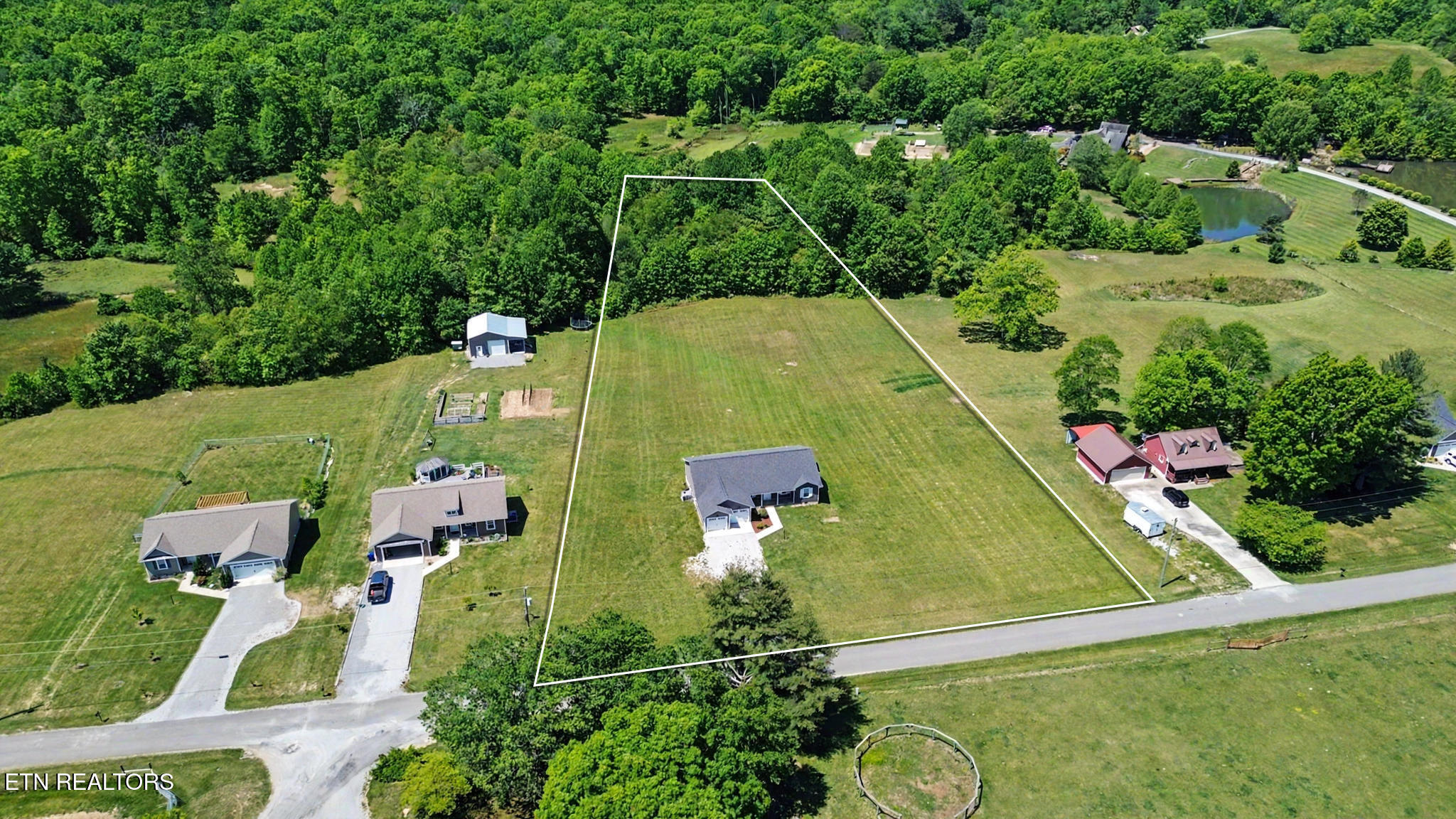 446 Stanley Hood Road Crossville TN 38571