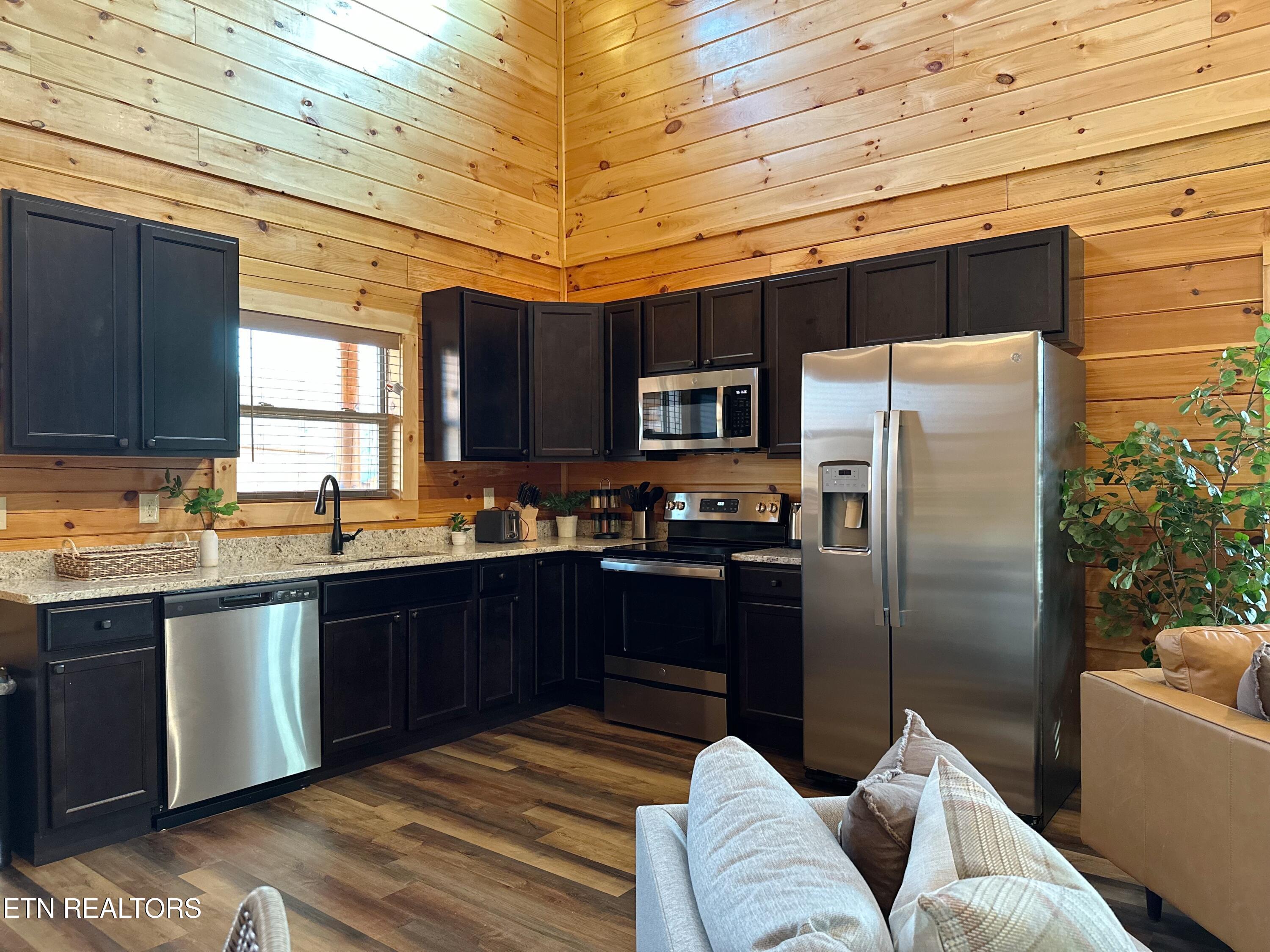 3738 Heritage Hills Drive Pigeon Forge TN 37863