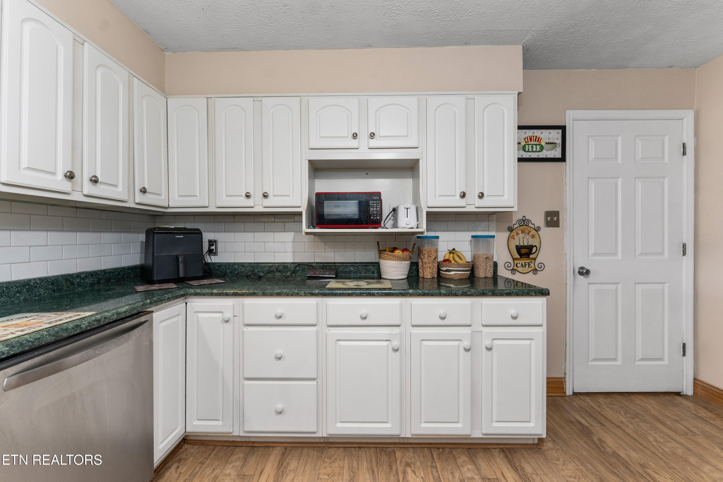 218 Christin Drive Clinton TN 37716