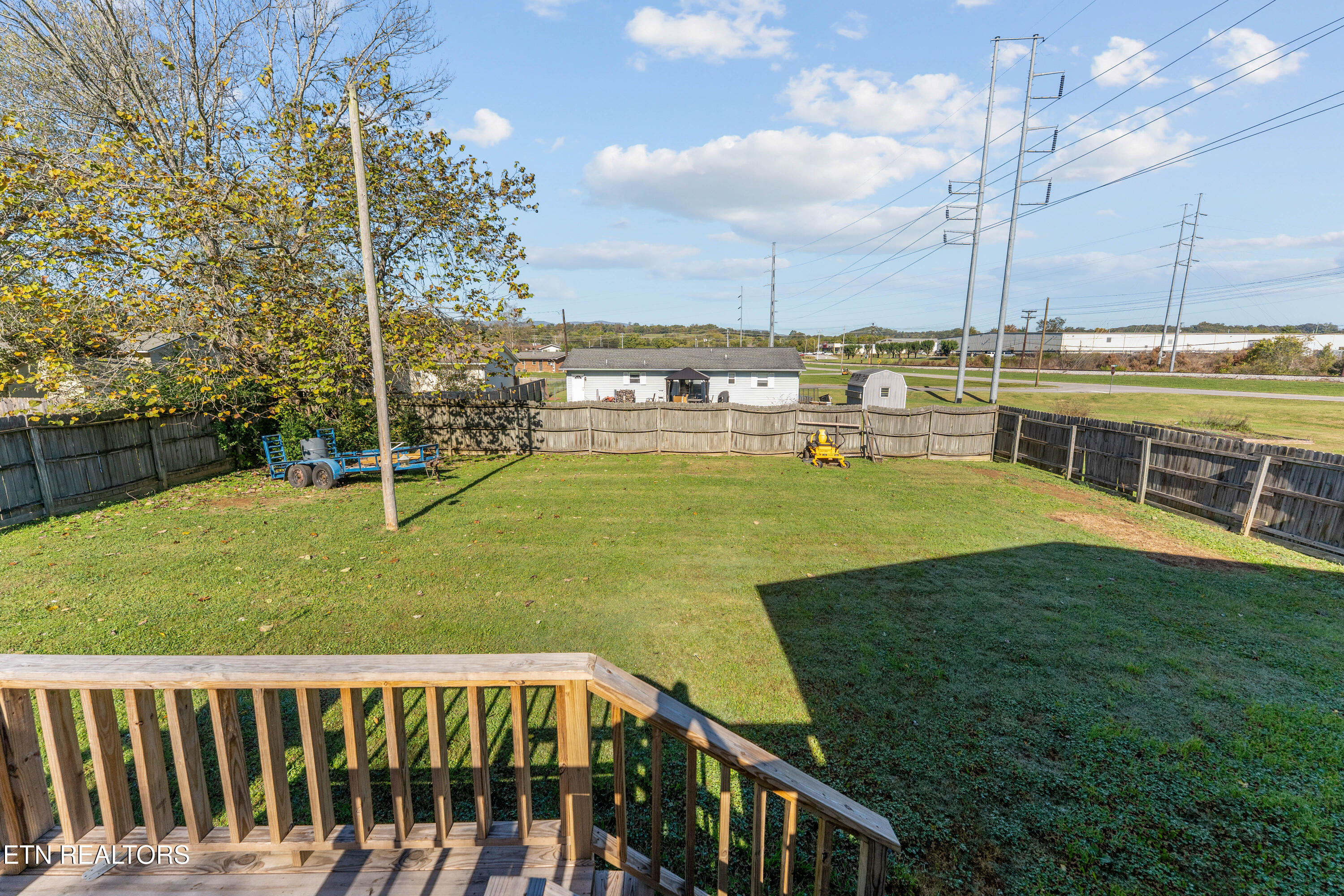 218 Christin Drive Clinton TN 37716