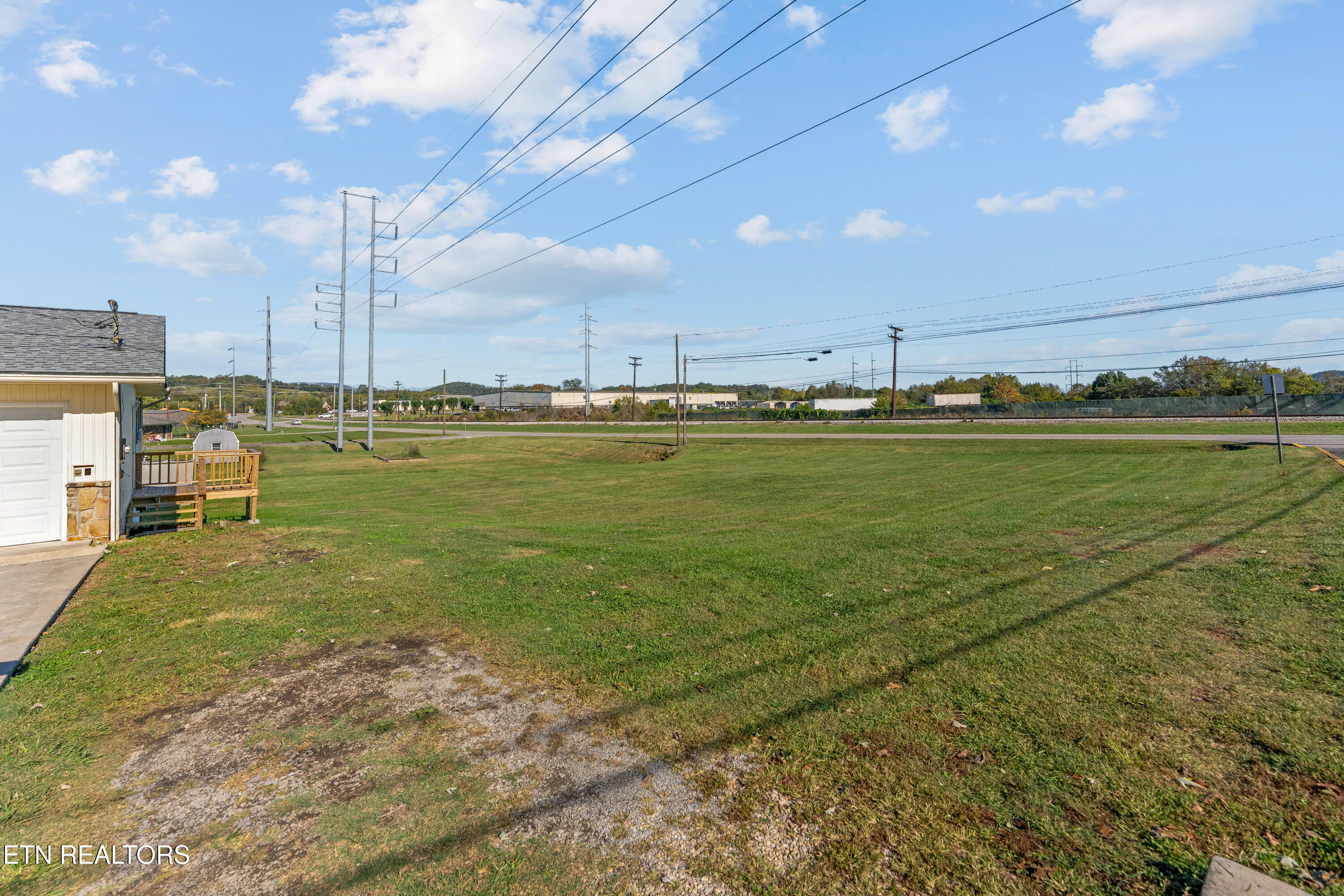 218 Christin Drive Clinton TN 37716