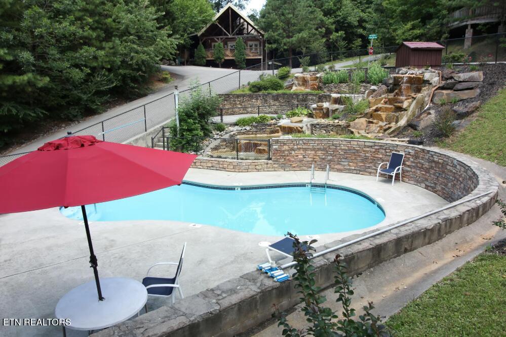 1781 Mountain Shadows Way Gatlinburg TN 37738