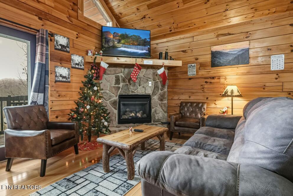 1781 Mountain Shadows Way Gatlinburg TN 37738