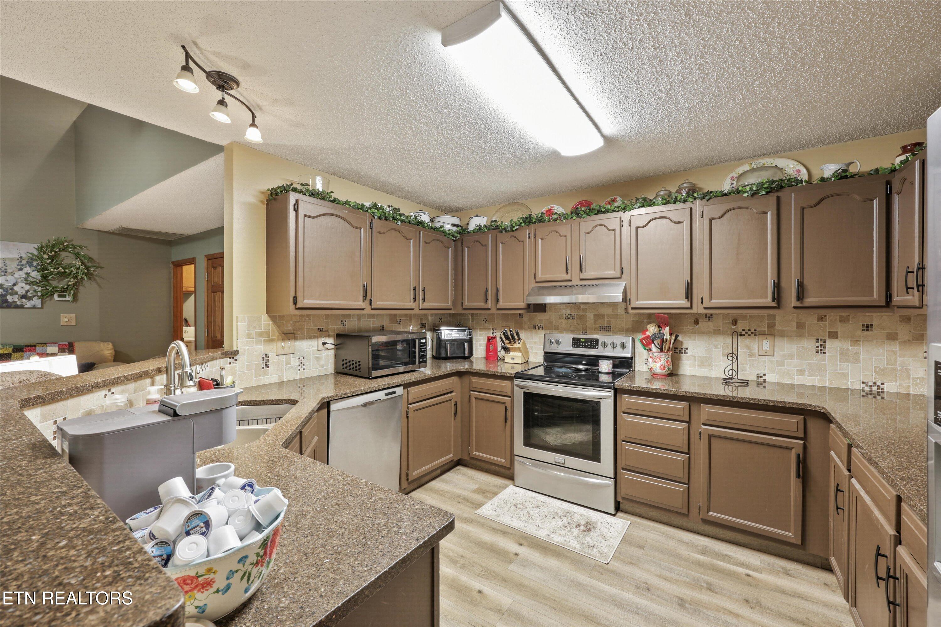 7605 Applecross Road Corryton TN 37721